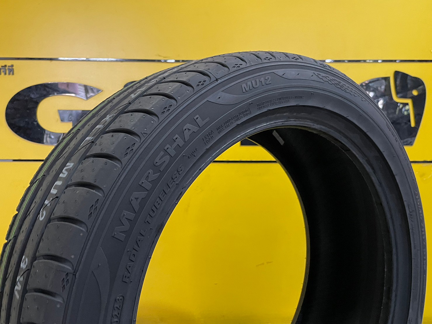 MARSHAL MU12 215/45R17 ยางใหม่ปี2023