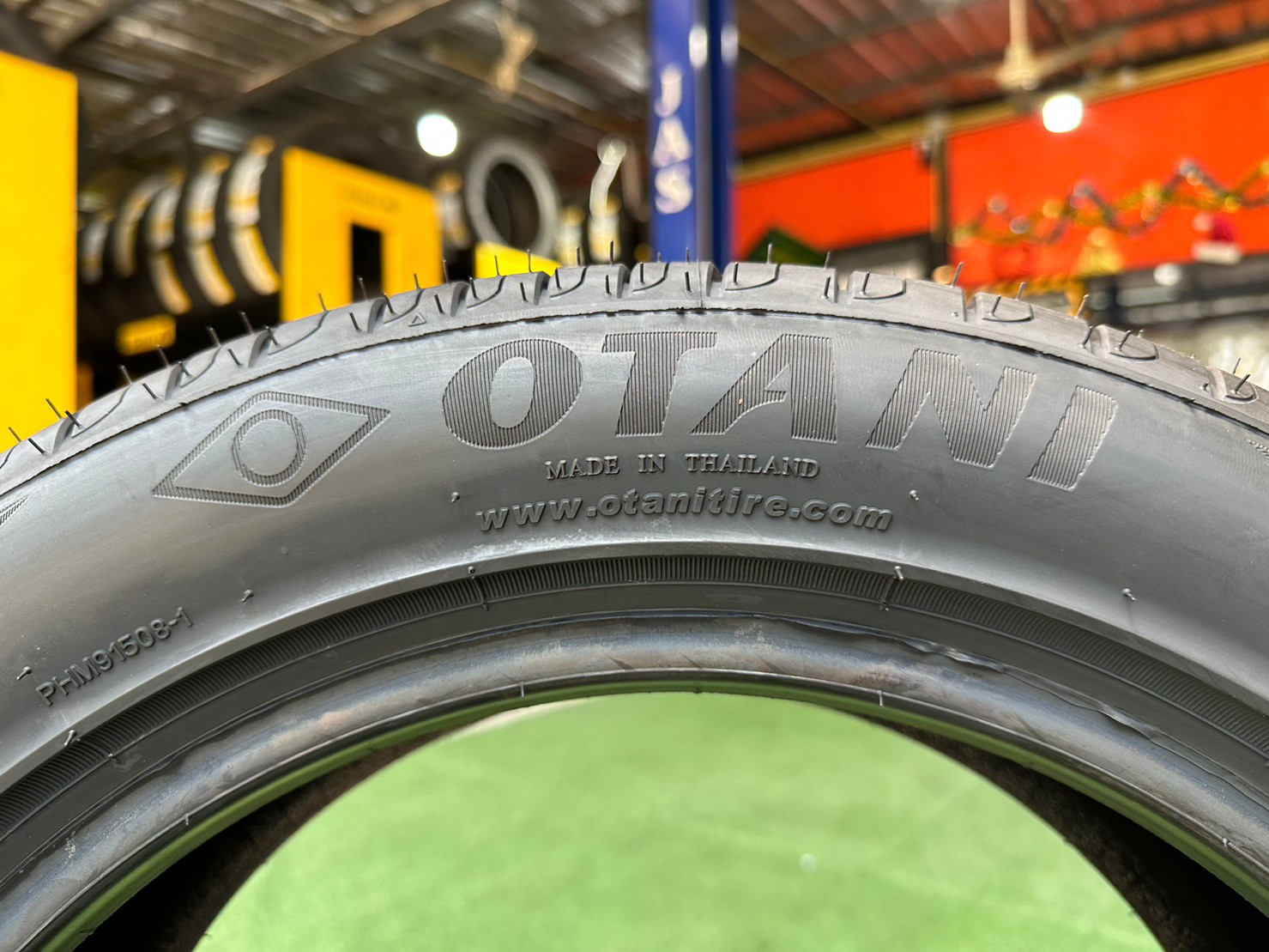 OTANI EK1000 185/55R15 ยางใหม่ปี2023 ราคาพิเศษพร้อมติดตั้งฟรี สามารถสอบถามเพิ่มเติมได้ค่ะ
