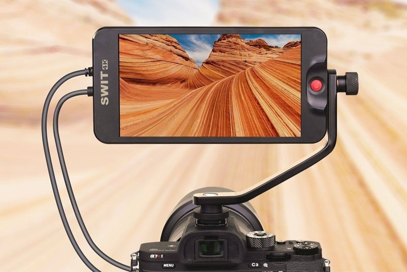 SWIT CM-55C 5.5-inch Full HD 4K-HDMI LCD Monitor