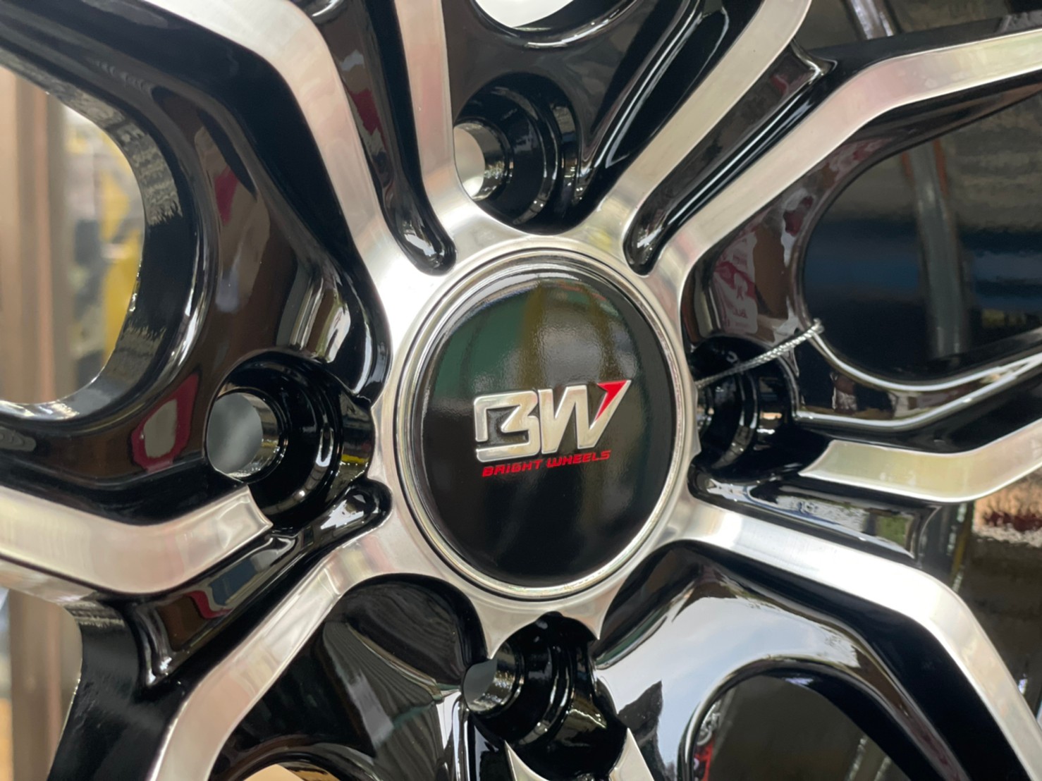 ล้อแม็กซ์ขอบ15 Brightwheels ASTON-3 ขอบ15 กว้าง7 ออฟ32 4รู100 สีดำหน้าเงา(FP/B)