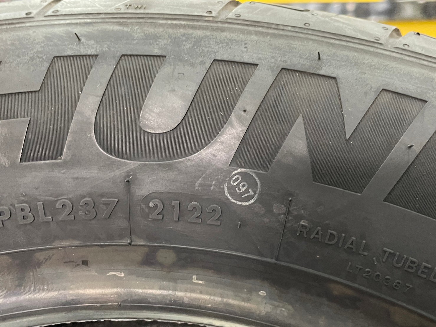 255/55R18 Leao Tire Lion Thunder100 ยางลายซิ่งนุ่มหนึบ