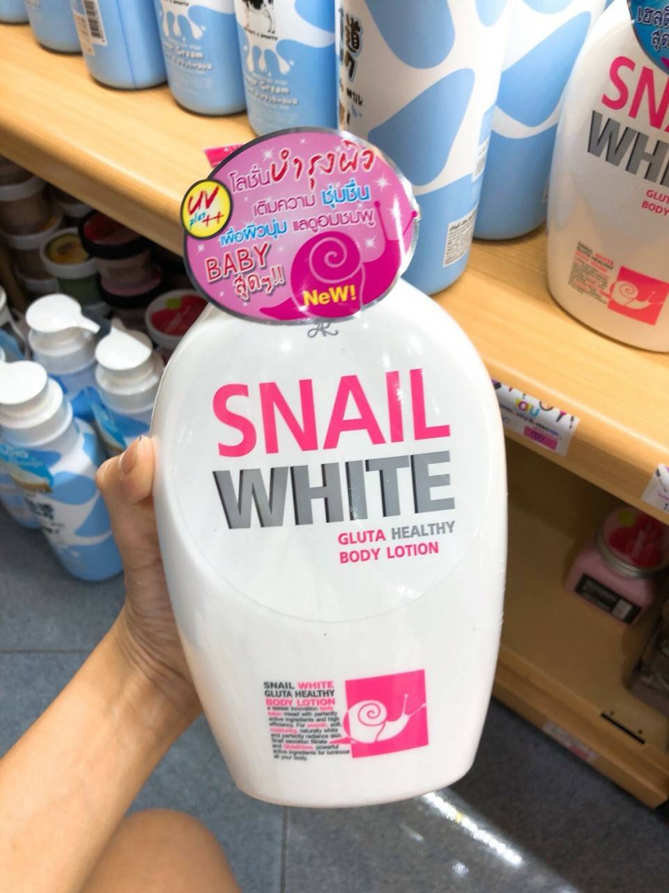 Snail White Gluta Healthy Body Lotion เอ อาร์ สเนล ไวท์ กลูต้า บอดี้ โลชั่น 800 ml.