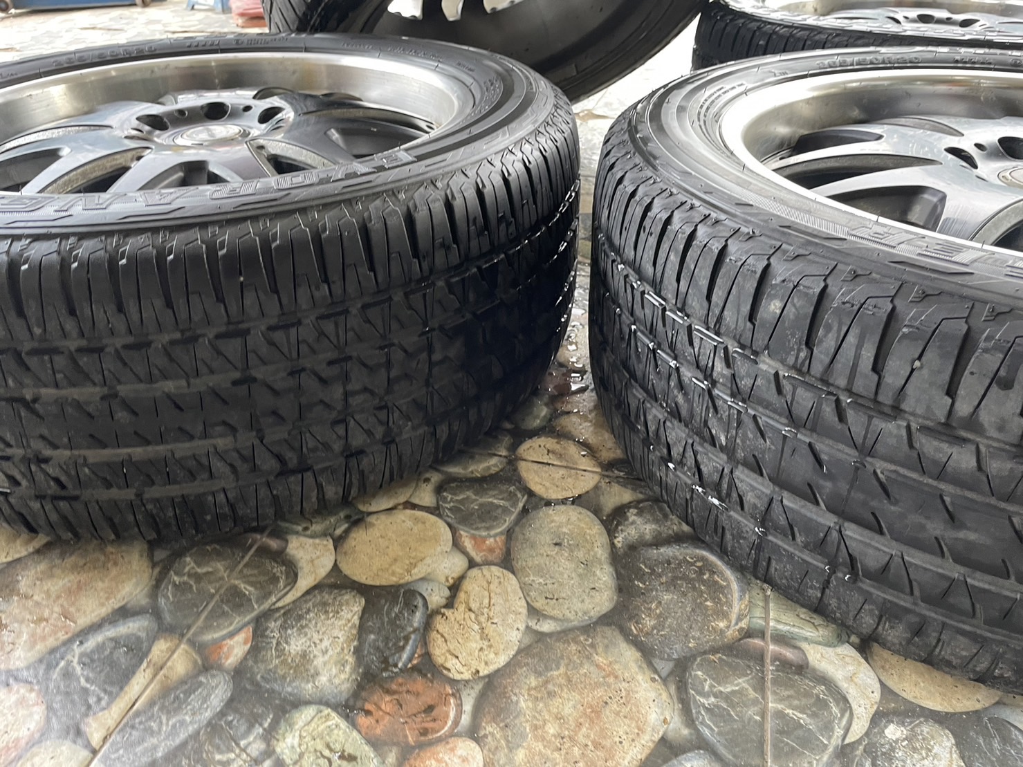 ล้อแม็กซ์ INFINY R-9 ขอบ20 20x9 ET20 6x139.7 สีดำขอบเงา ล้อผลิตไทย พร้อมยาง 265/50R20