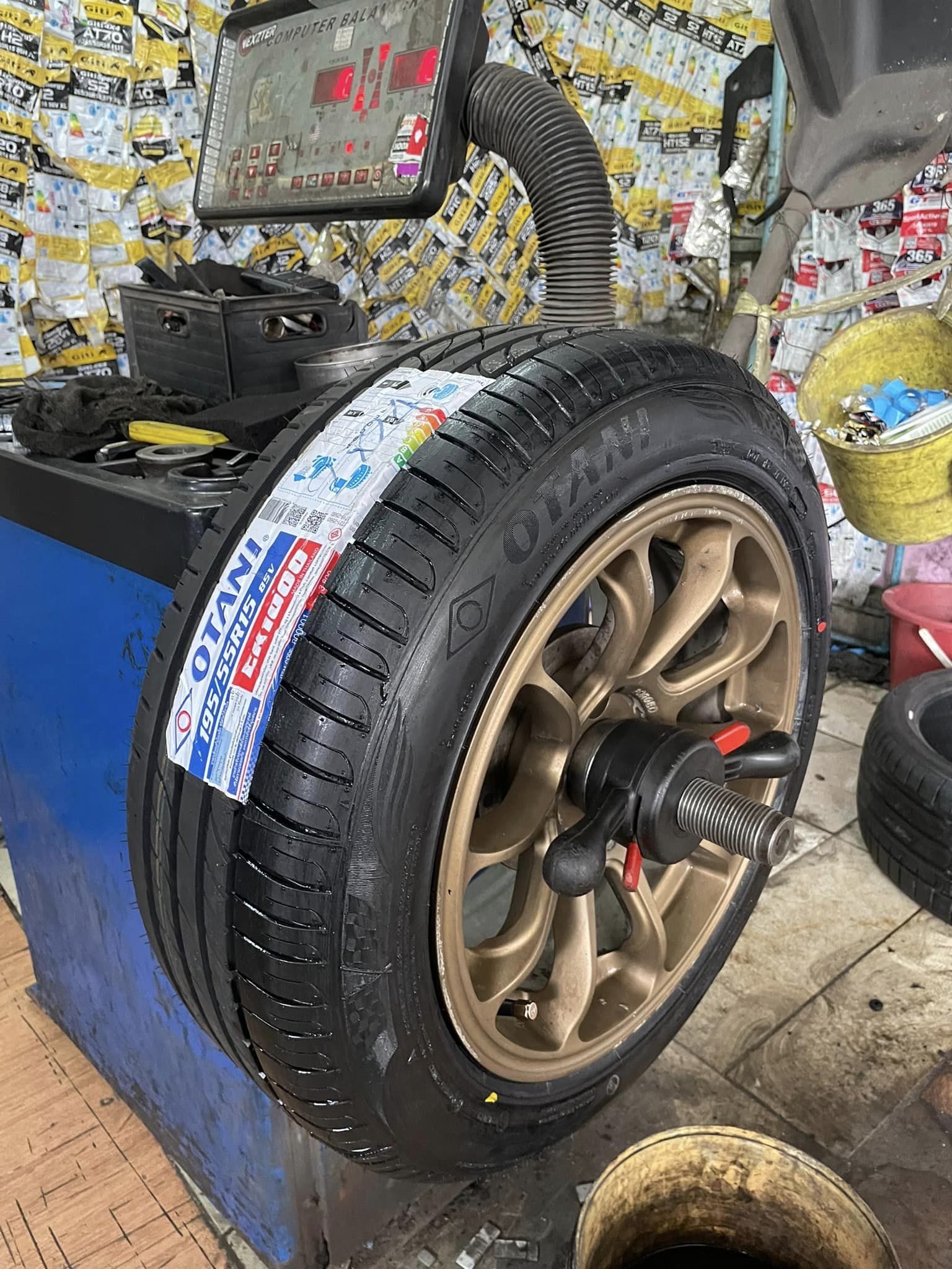 🚘 #TOYOTA_VIOS❤️ #OTANI #EK1000 195/55R15