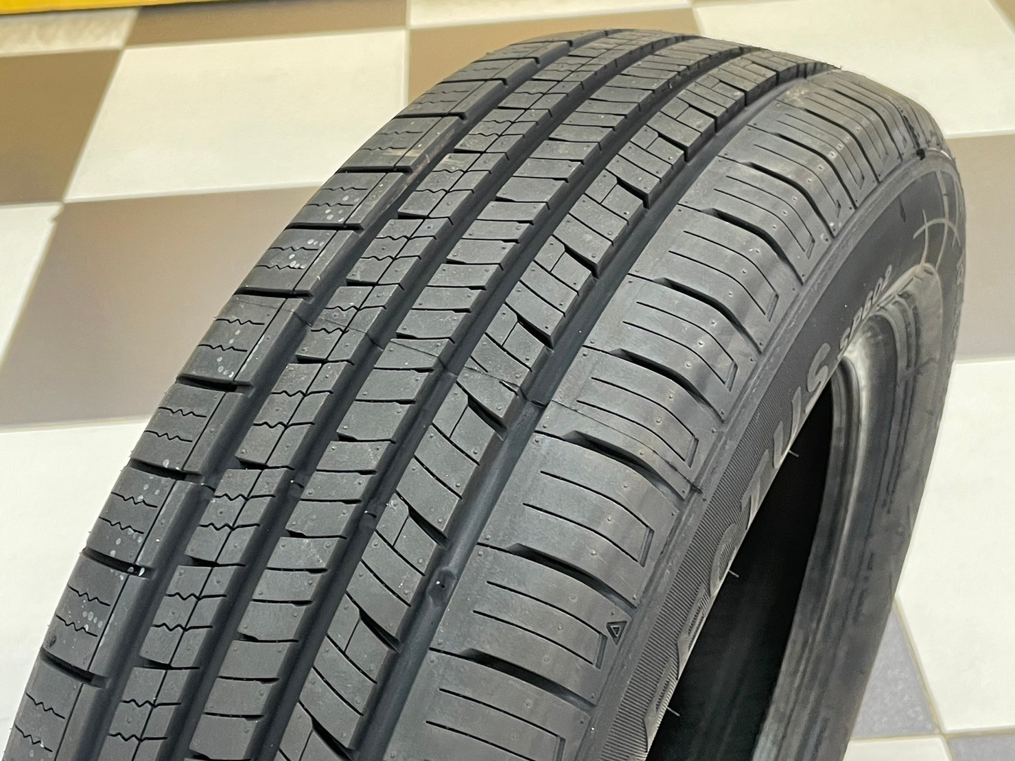 ยางใหม่ AUSTONE SP602 185/65R15 ยางผลิตไทย คุ้มค่ารับประกันบาดบวมเบียดตำ365วันเคลมฟรี ยางใหม่ปี2024
