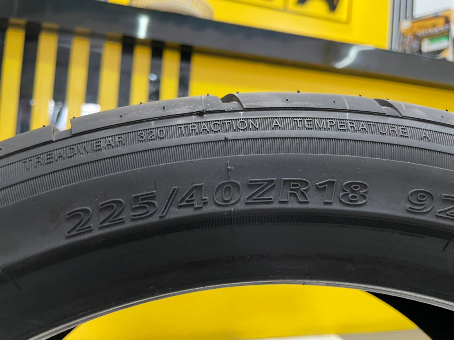 225/40R18 ยางลายซิ่ง 🔥🔥🔥Landsail RS009 ยาง