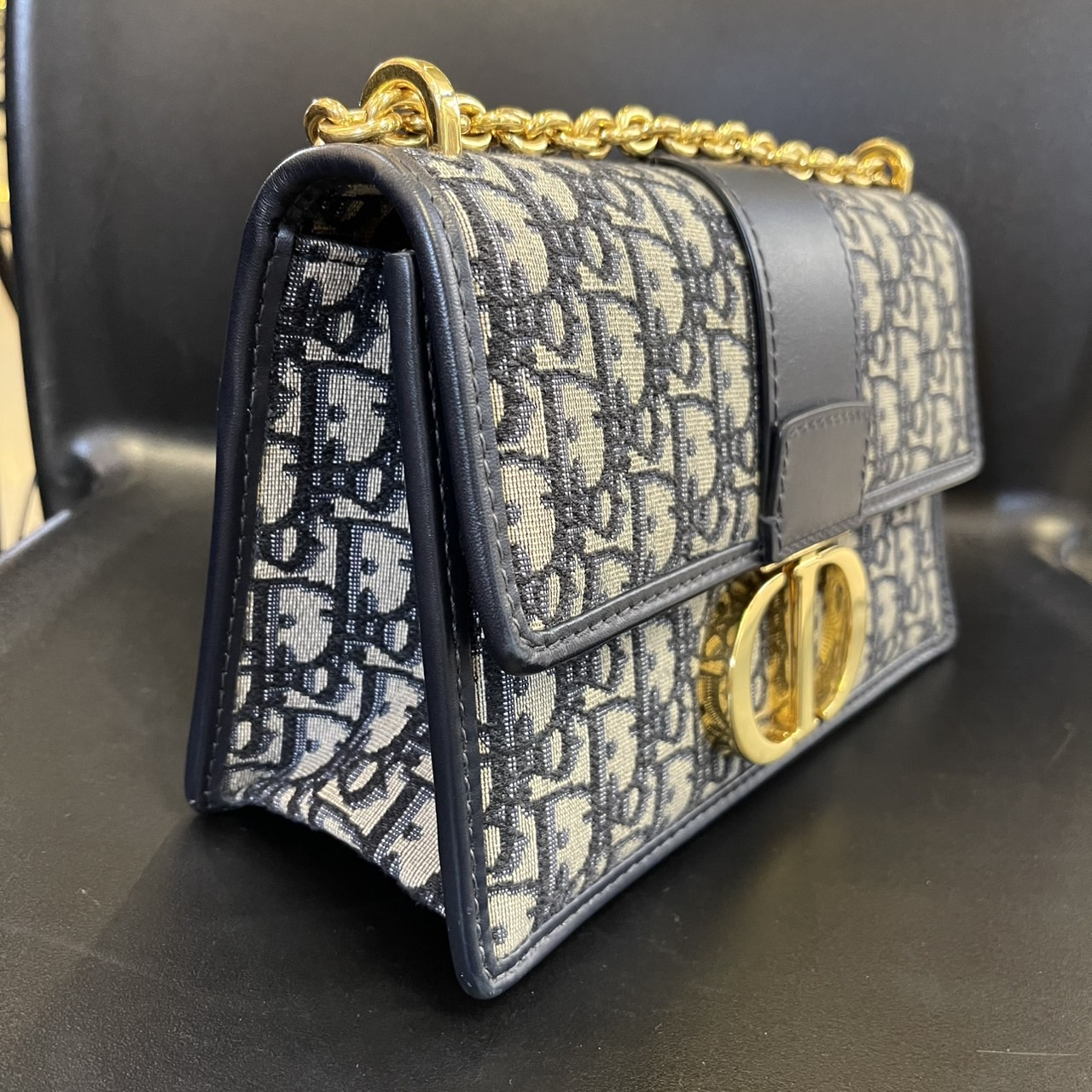 dior montaigne 30 bag มือสอง ของแท้