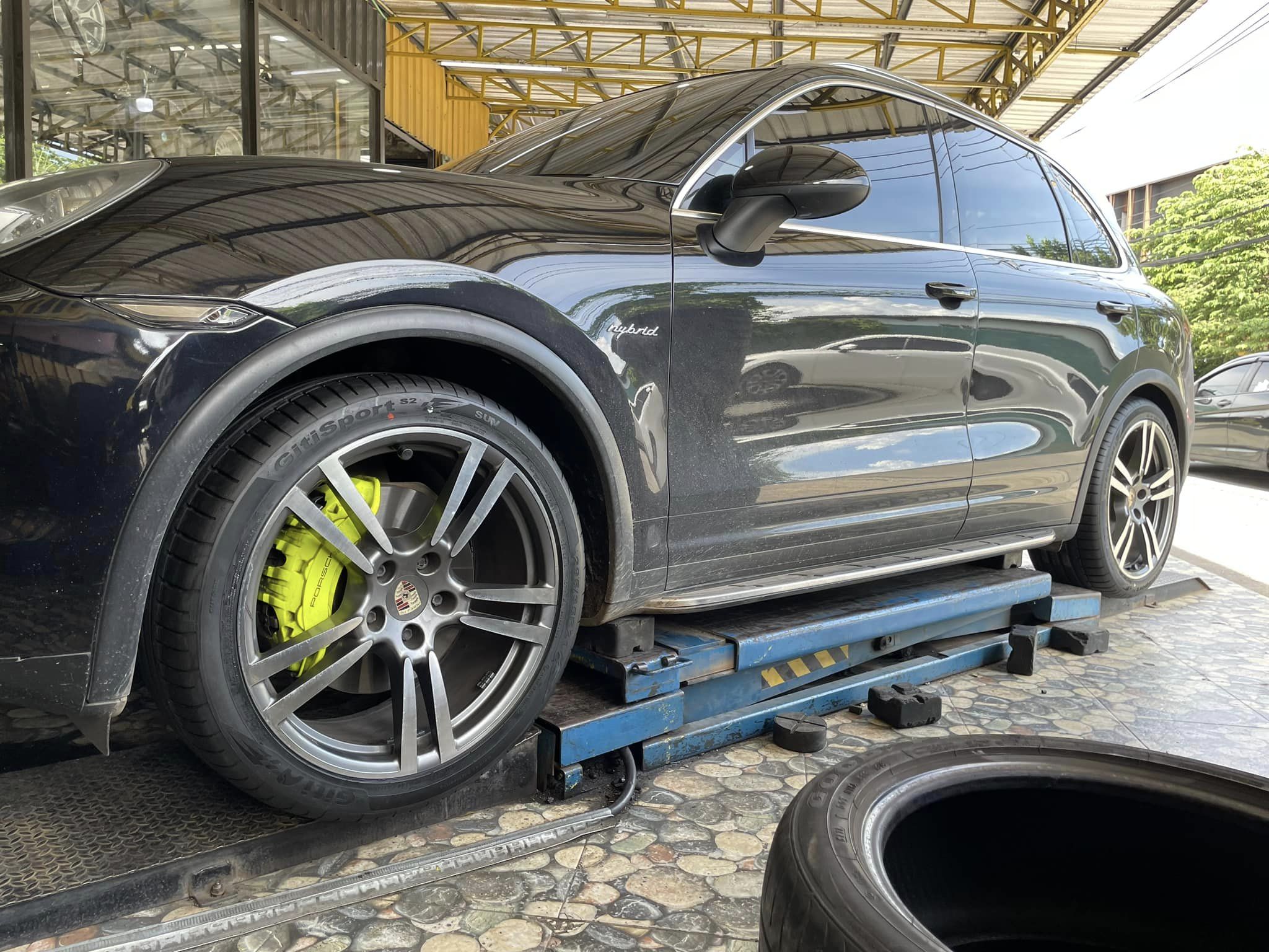 #Porsche #Cayenne #ยางรถยนต์แบรนด์คุณภาพ #Giti_SportS2 295/35R21🛞