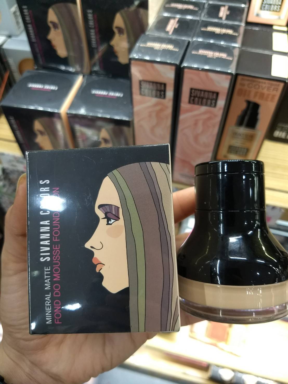 Sivanna Colors รองพื้นเนื้อมูส Mineral Matte FOND DO MOUSSE FOUNDATION HF804