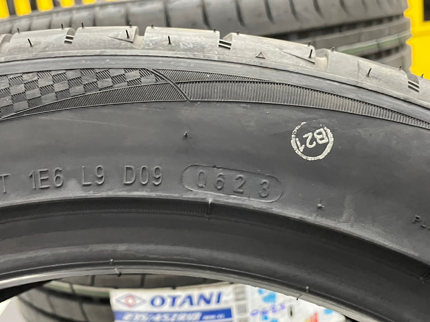 OTANI KC1000 235/45R18 ยางใหม่ปี2023