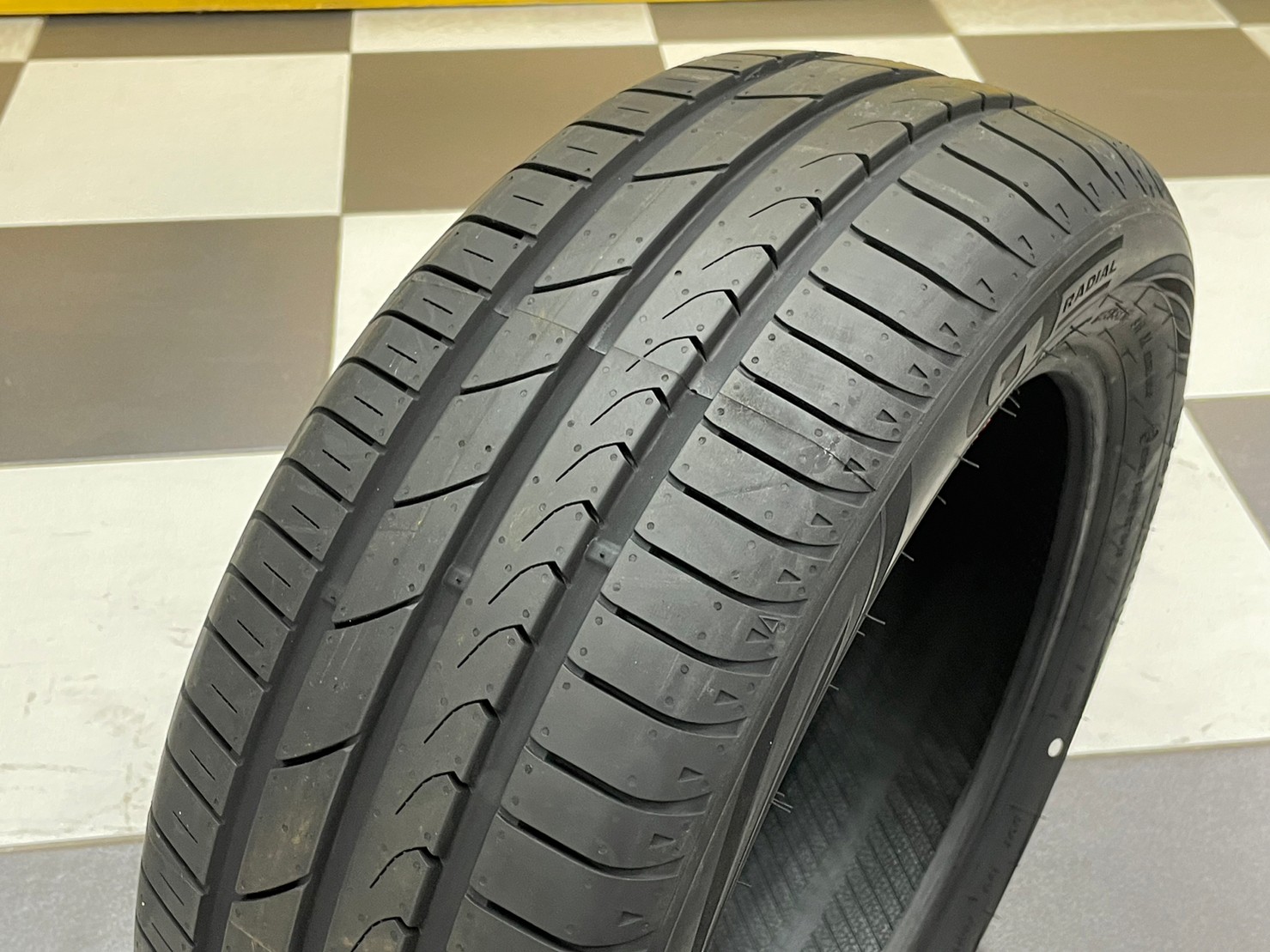 GT RADIAL FE2 195/55R16 ยางใหม่ปี2023
