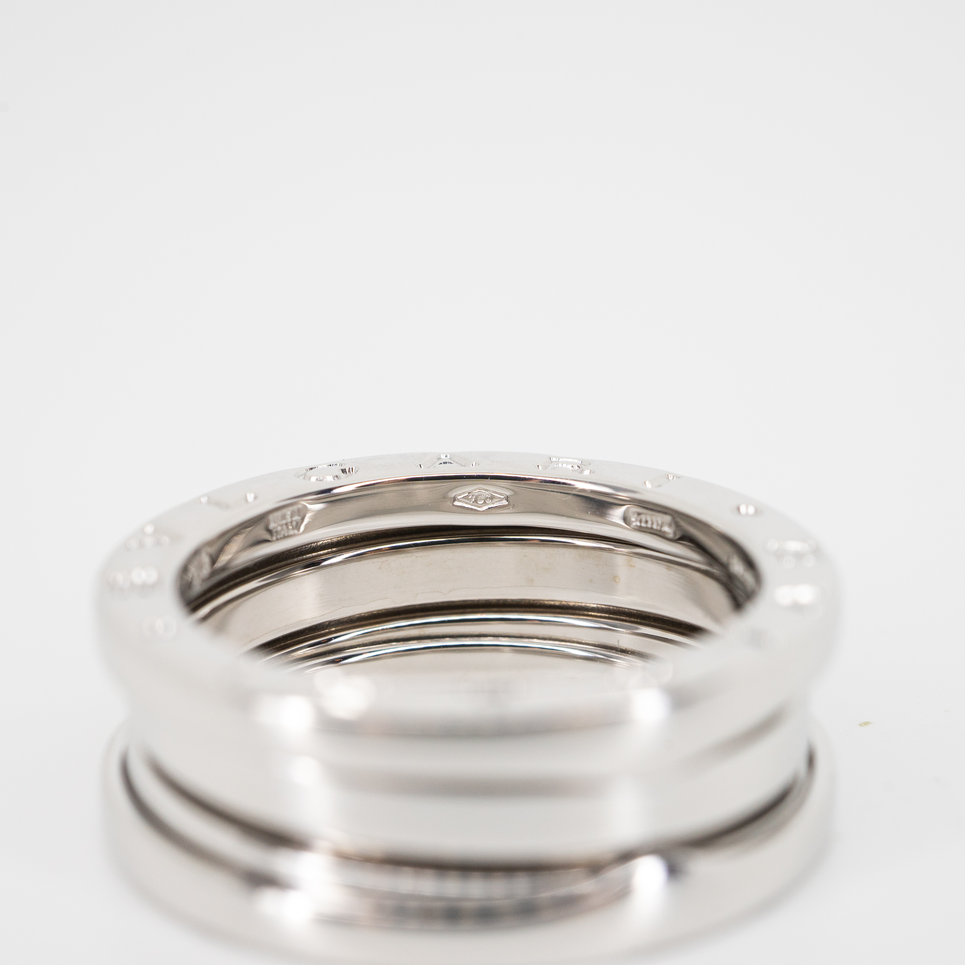 แหวน Bvlgari B.zero1 3band ทองขาว18K ไซส์ 53# (Used)