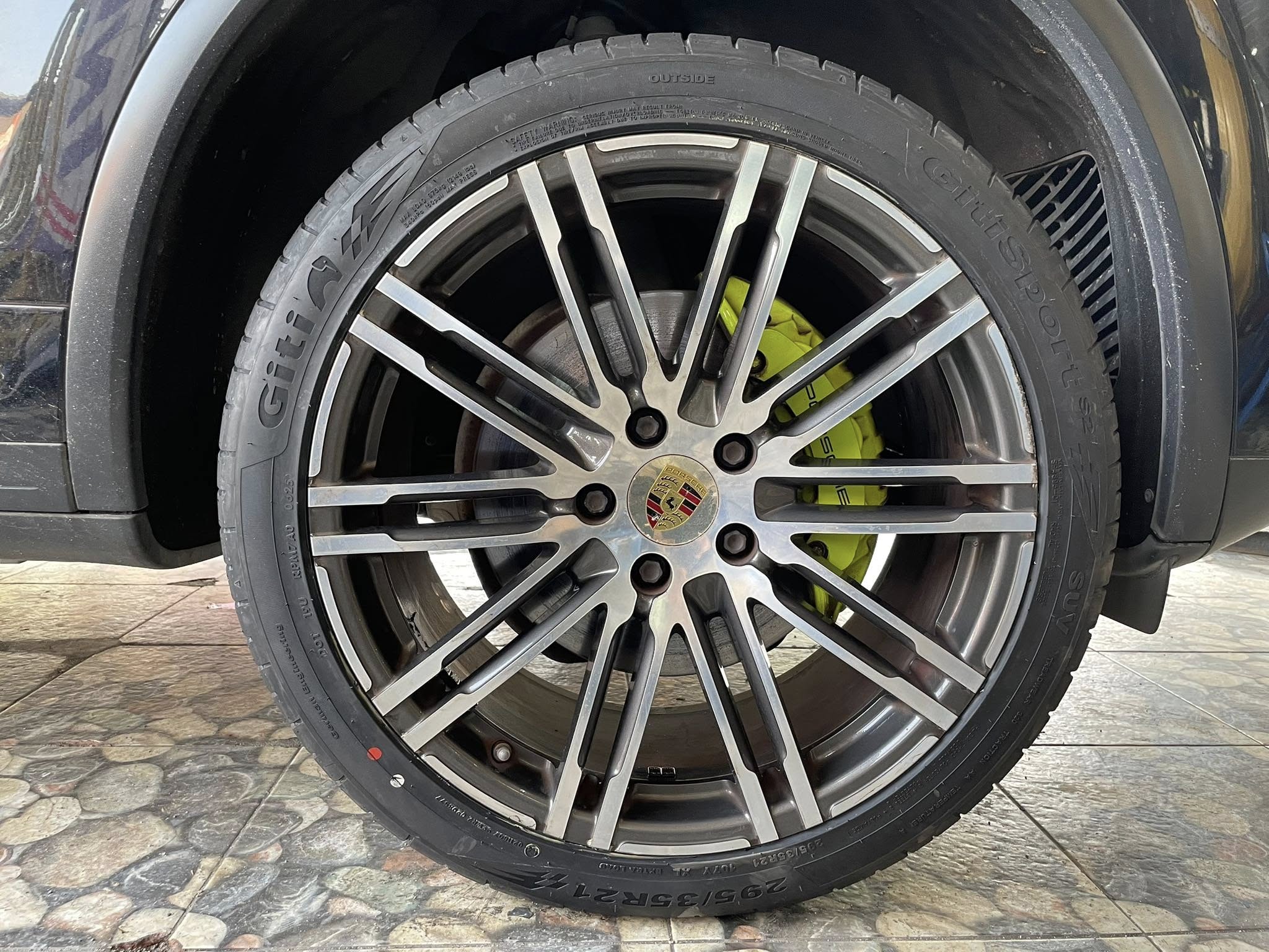 PORSCHE_CAYENNE 🚘เปลี่ยนยาง 🛞🐘#GITI_SportS2_295/35R21