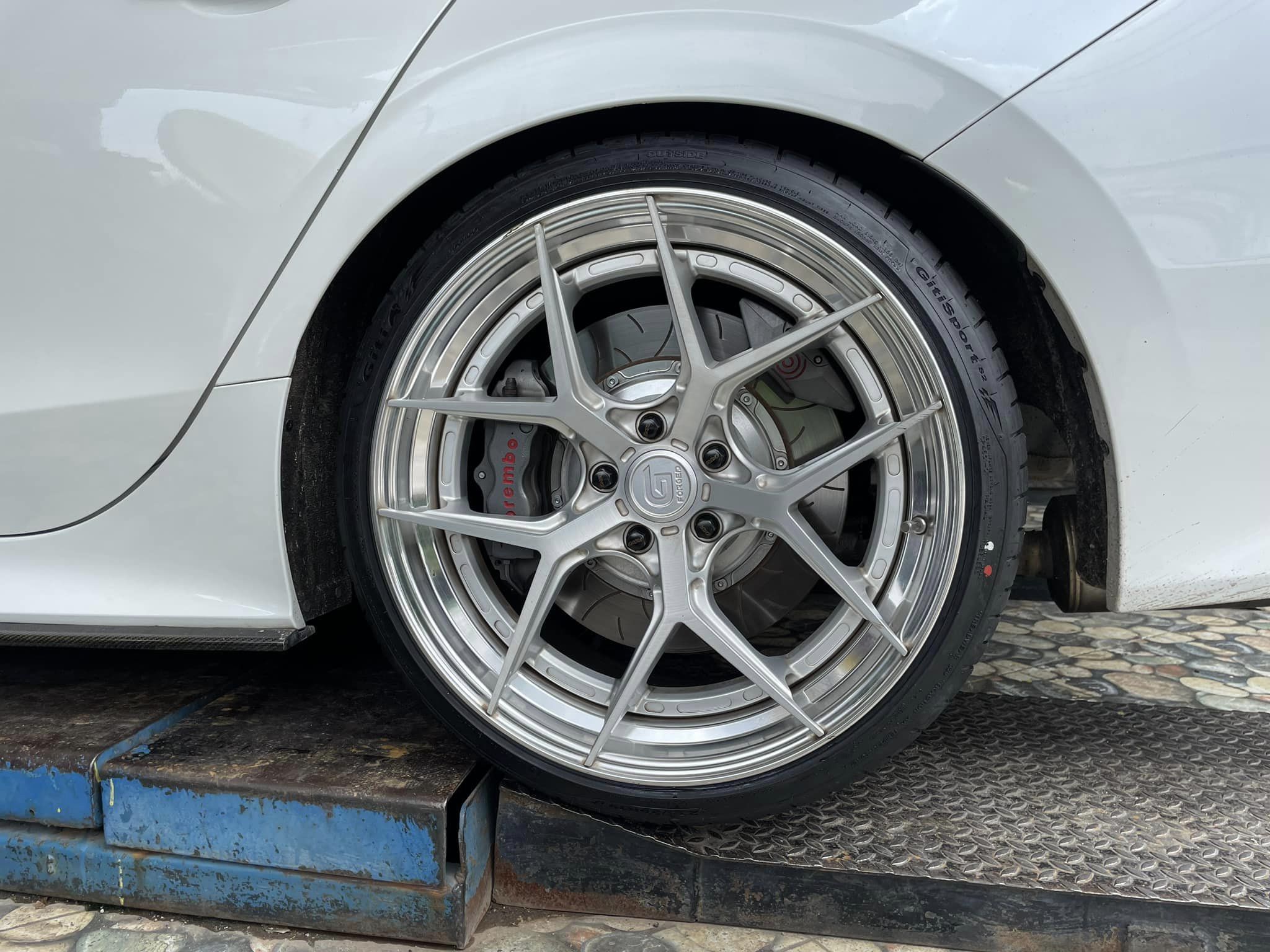 🚗#HONDA_CIVIC เปลี่ยนยาง 🛞#ยางจีที #ยางสปอร์ตสมรรถนะการขับขี่สูง 🛞 🛞#Giti_SportS2 235/35R19🛞