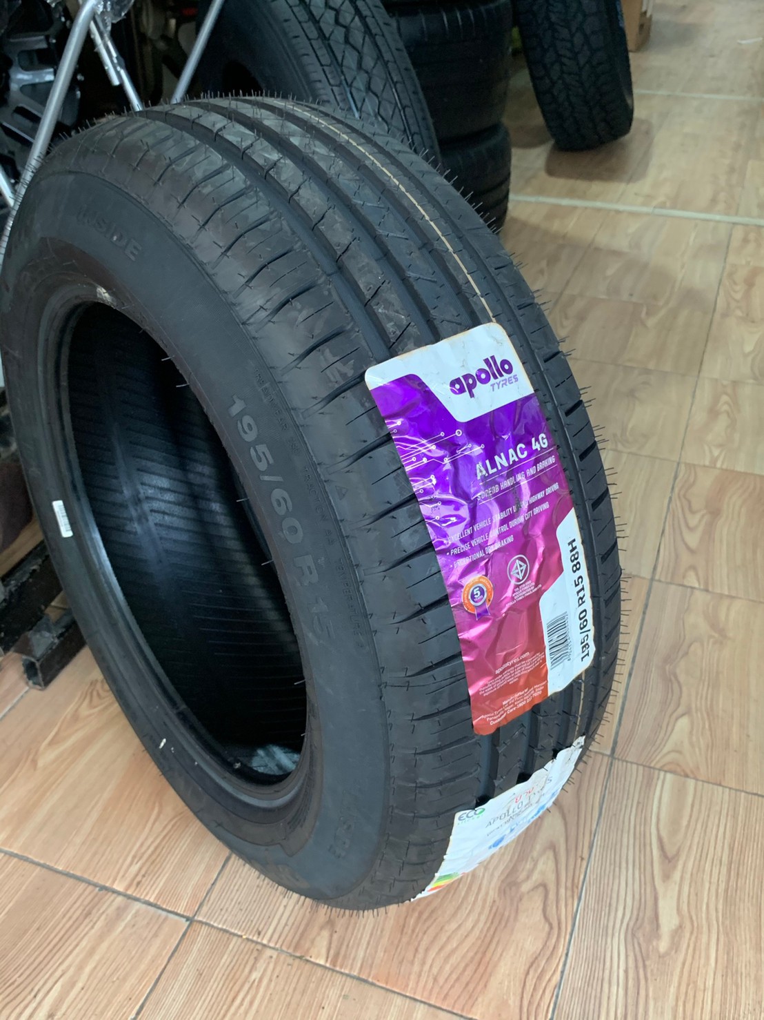 ยางApollo Aspire4G 225/45R18 ยางสปอร์ตคุณภาพดี นุ่มเงียบ ยางปี2021