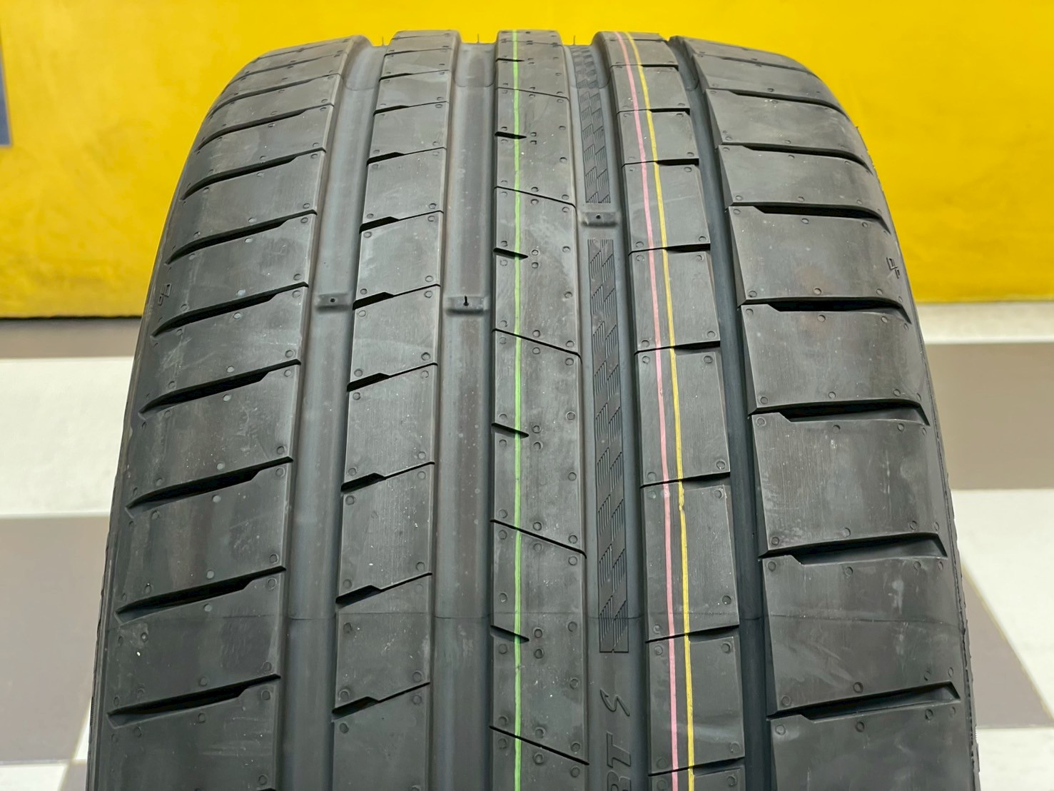 #ยางคัมโฮ #Kumho Ecsta SportS EV 245/35ZR20 ยางใหม่ปี2025