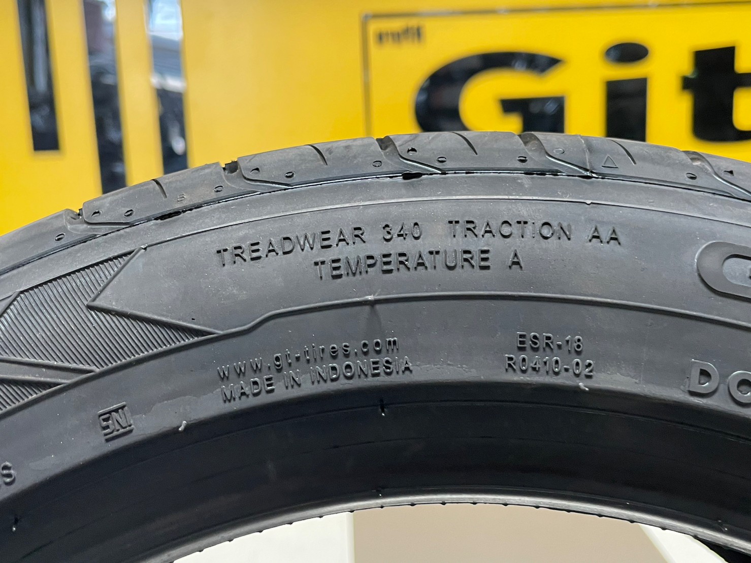 GT Radial Champiro GTX PRO ขนาดยาง 195/50R15 ยางใหม่ปี2023