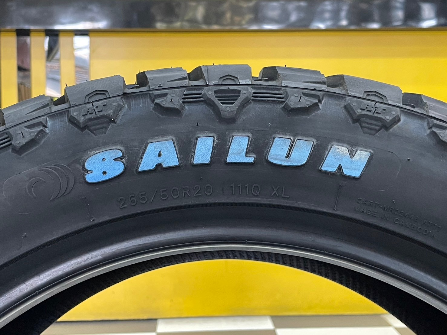 ยาง Sailun Terramax RT 265/50R20 ยางใหม่ปี2024 " หล่อ ดุดัน ยางตัวหนังสือสีขาว "