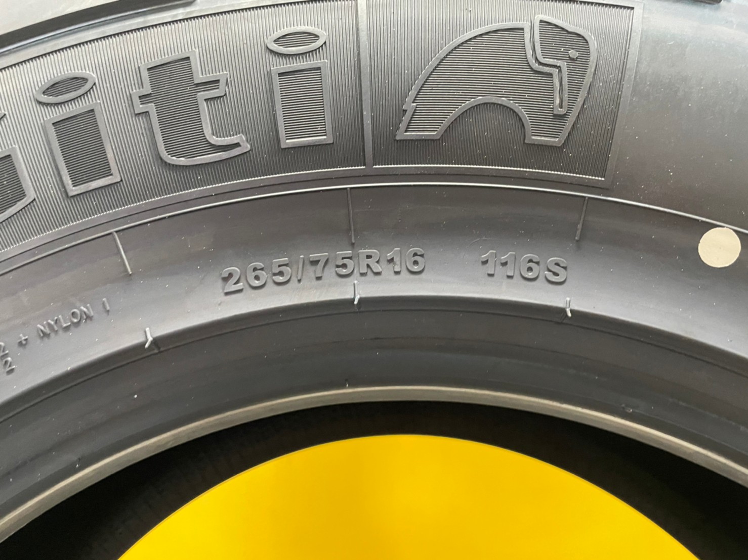 ยางจีที GITI 4x4 AT70 265/75R16 ยางใหม่ปี2023 ราคาโปรโมชั่นพิเศษ พร้อมติดตั้งฟรี