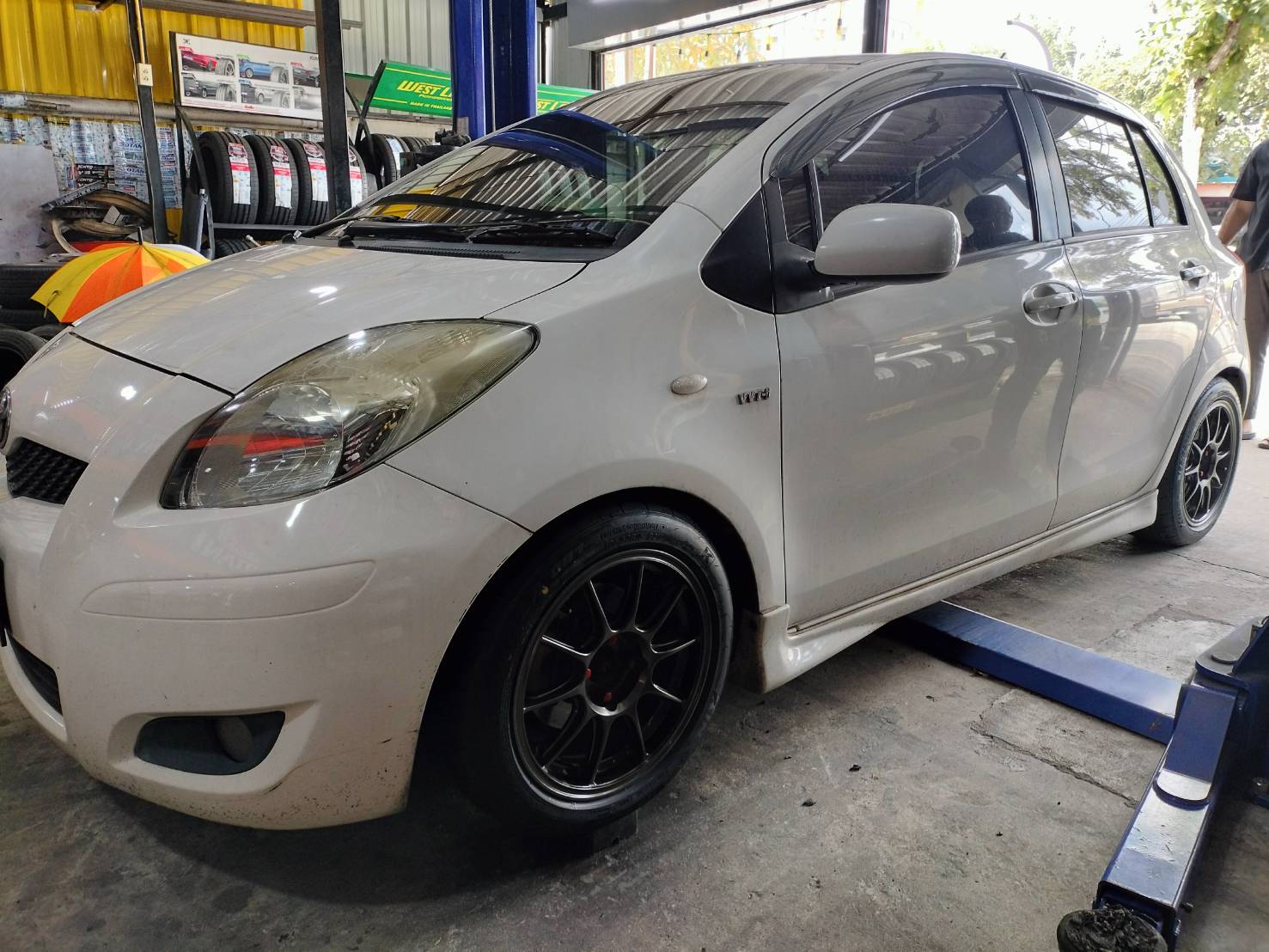 🚘 #TOYOTA_YARIS ติดตั้งเปลี่ยนยาง #KINTO_FORZA001_195/50R15