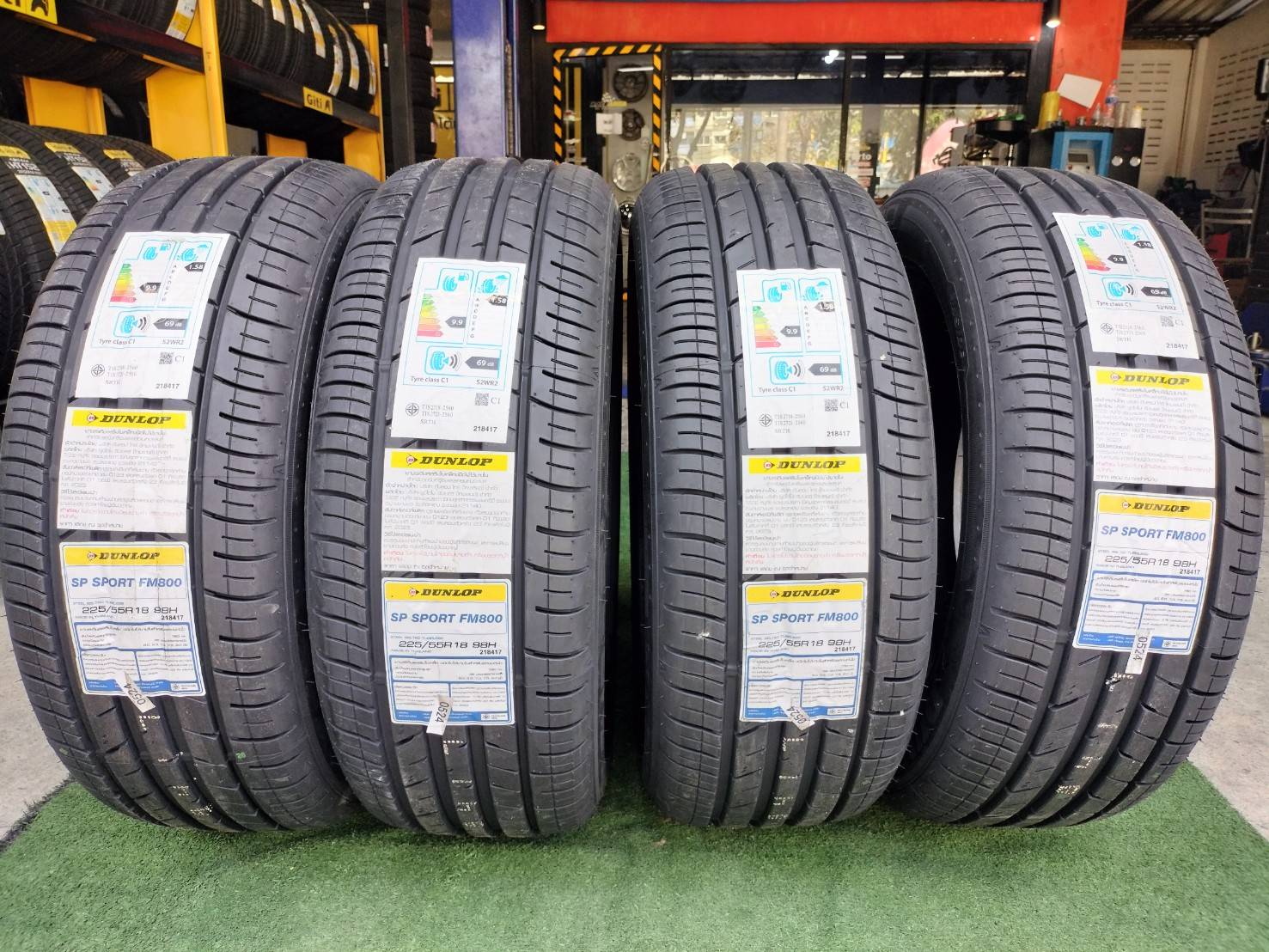 ยางดันลอป ยางพรีเมี่ยม #DUNLOP SP SPORT FM800 225/55R18 ยางใหม่ปี2024 (4เส้น)