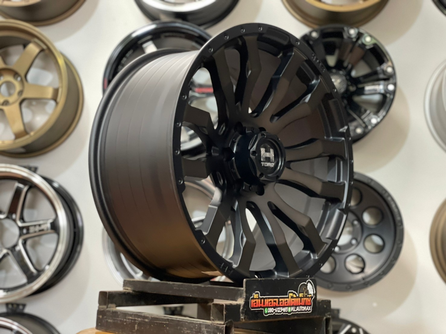 HAMMER HM8 20x9.5 6x139.7 ET20 MBDTล้อคุณภาพดีมีรับประกัน งานมาตรฐานคุณภาพดี