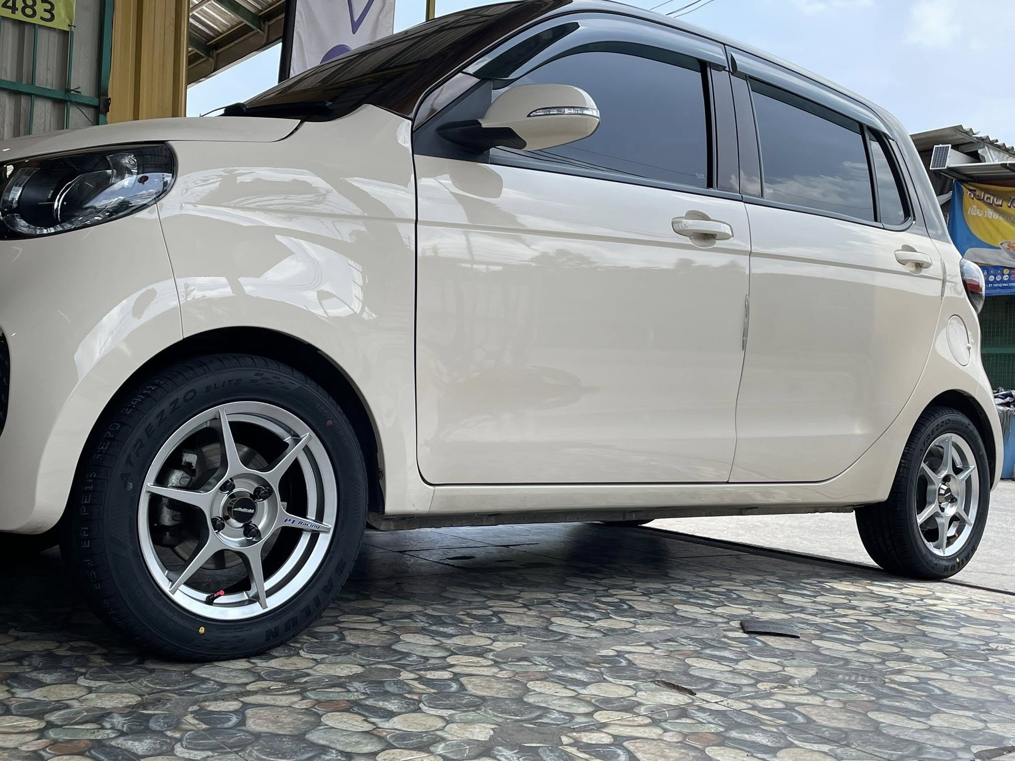 #รถไฟฟ้า_ #Volt_City_EV เลือกเปลี่ยนล้อเป็นขอบ 14 ลายยอดฮิต #P1 ขอบ14 14x5.5 ET38 4x100 #SSW204 #พร้อมยางสเปค #Sailun185/55R14