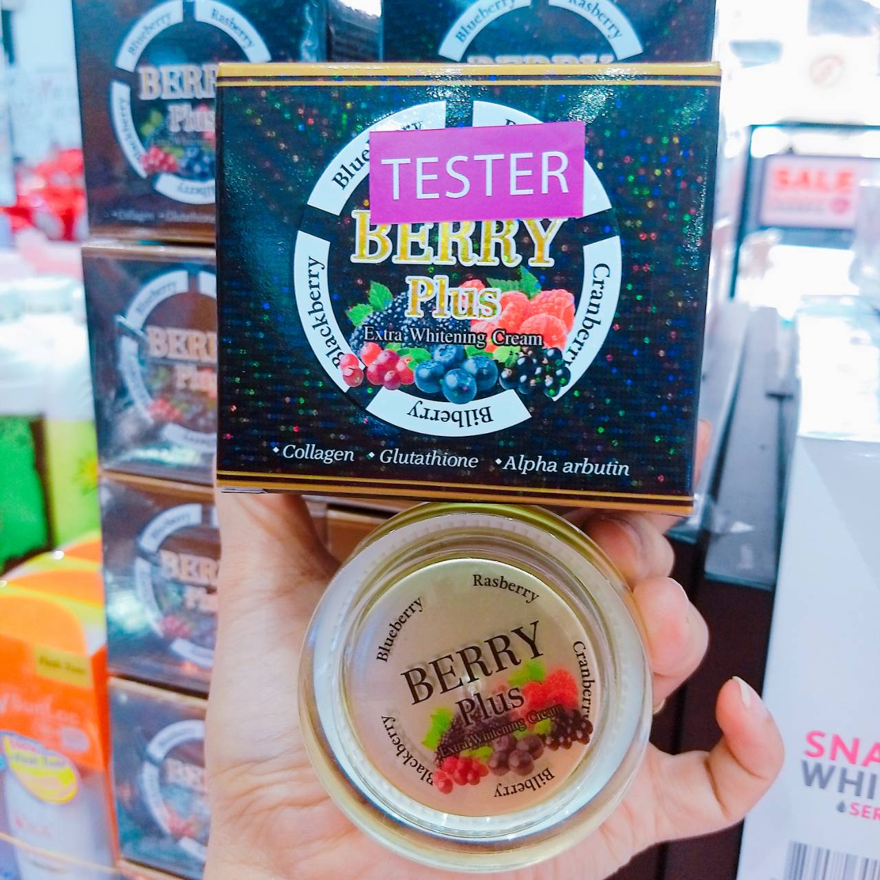 Berry plus extra whitening cream