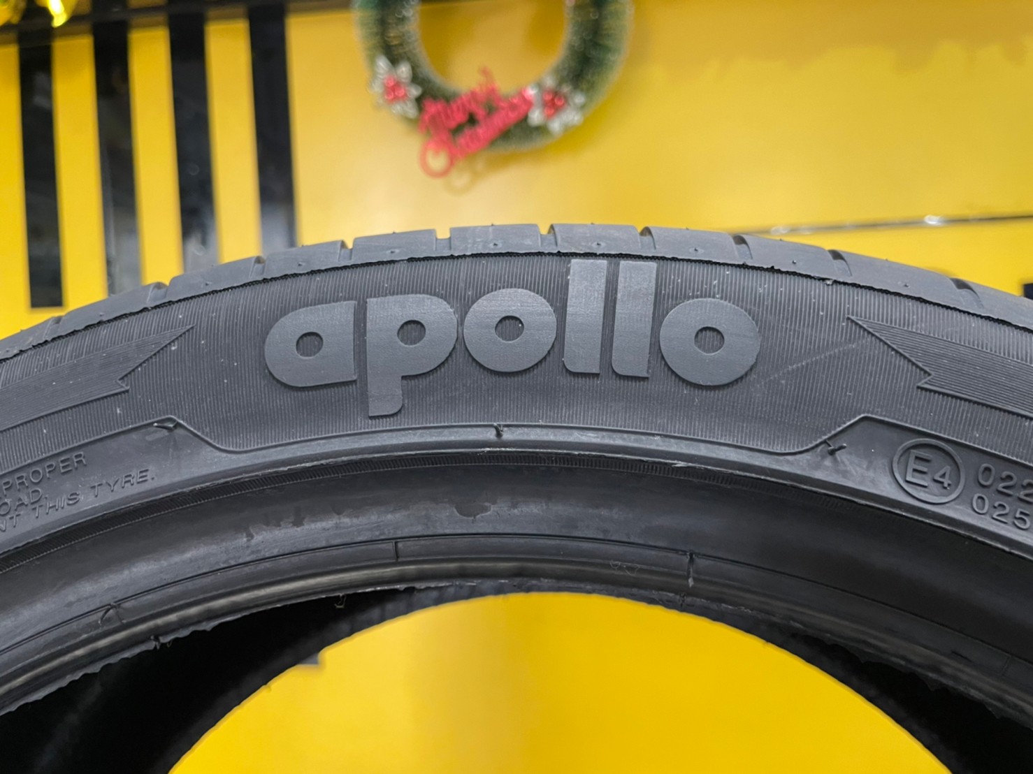 235/40R18 Apollo Aspire 4G+ ยางใหม่ปี2023