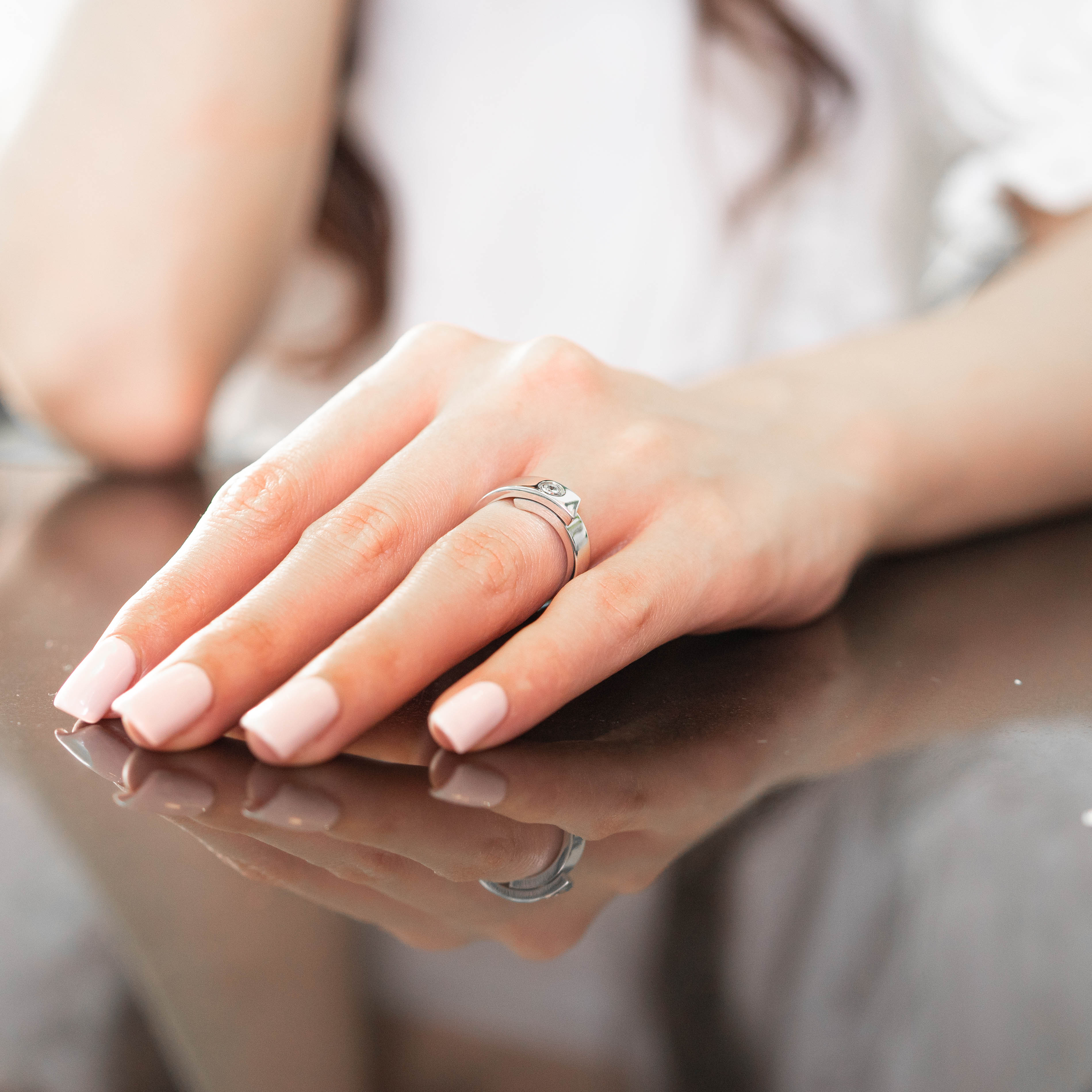 แหวน Cartier Anniversary ทองคำขาว 18K ไซส์47# +กล่อง (Used)