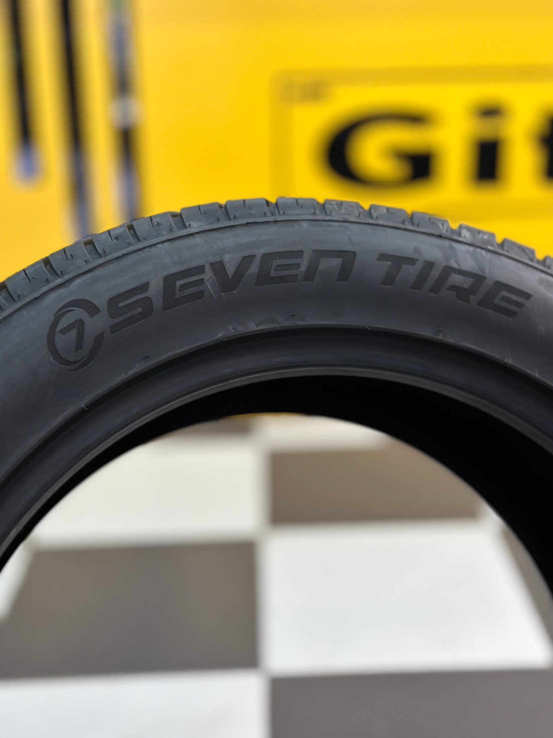 265/50R20 ยางใหม่SEVEN TIRE RS-7 ยางลายซิ่ง นุ่มหนึบ ยางใหม่ปี2023
