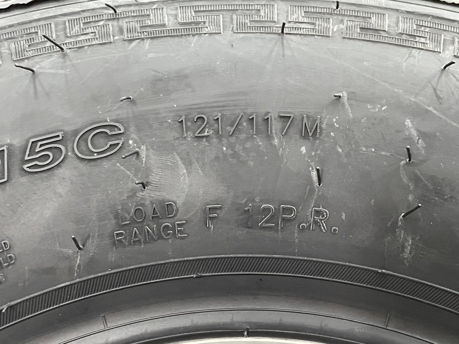 ยาง Arisun ZX15 225/75R15 ยางใหม่ปี2024 คุ้มค่า ทนทาน ผ้าใบ12ชั้น