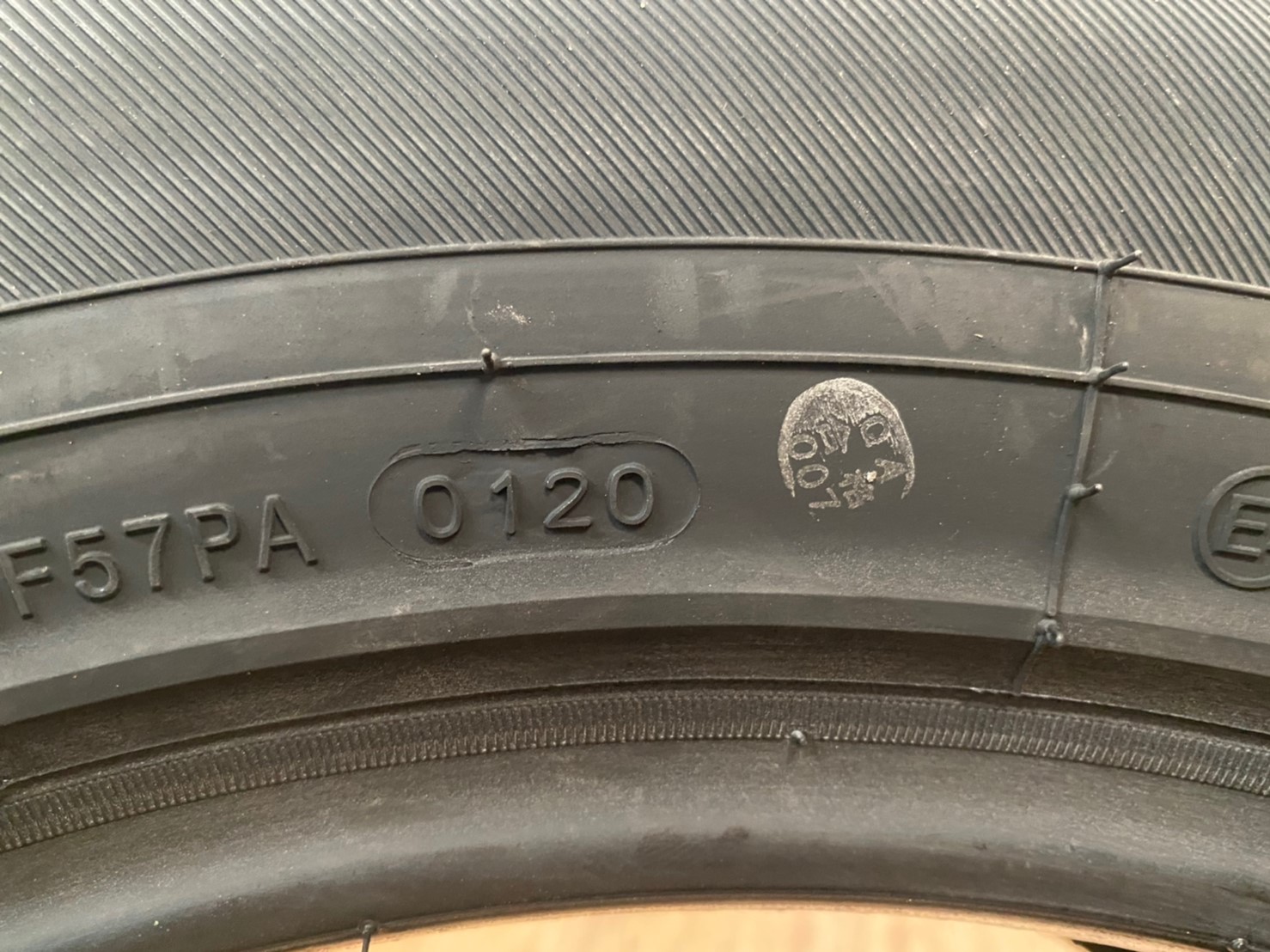 ยางใหม่ลายซิ่ง KINTO V36 255/55R18 ยางปี2020 ยางสายพันธุ์ญี่ปุ่น