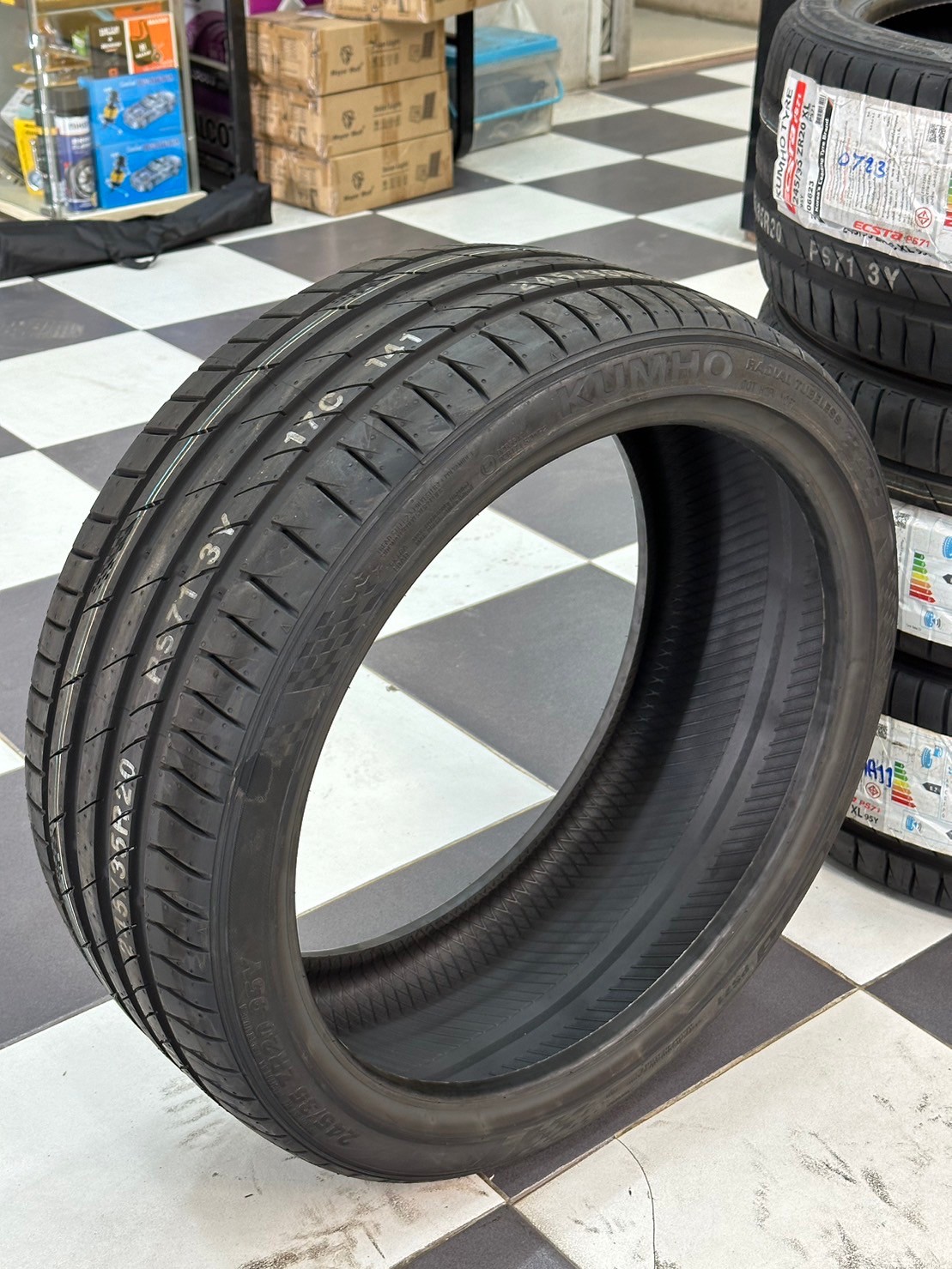 🔥🔥Kumho Ecsta PS71 245/35R20ยางใหม่ปี2023 (ราคา4เส้น)🔥🔥 - เอ็ม
