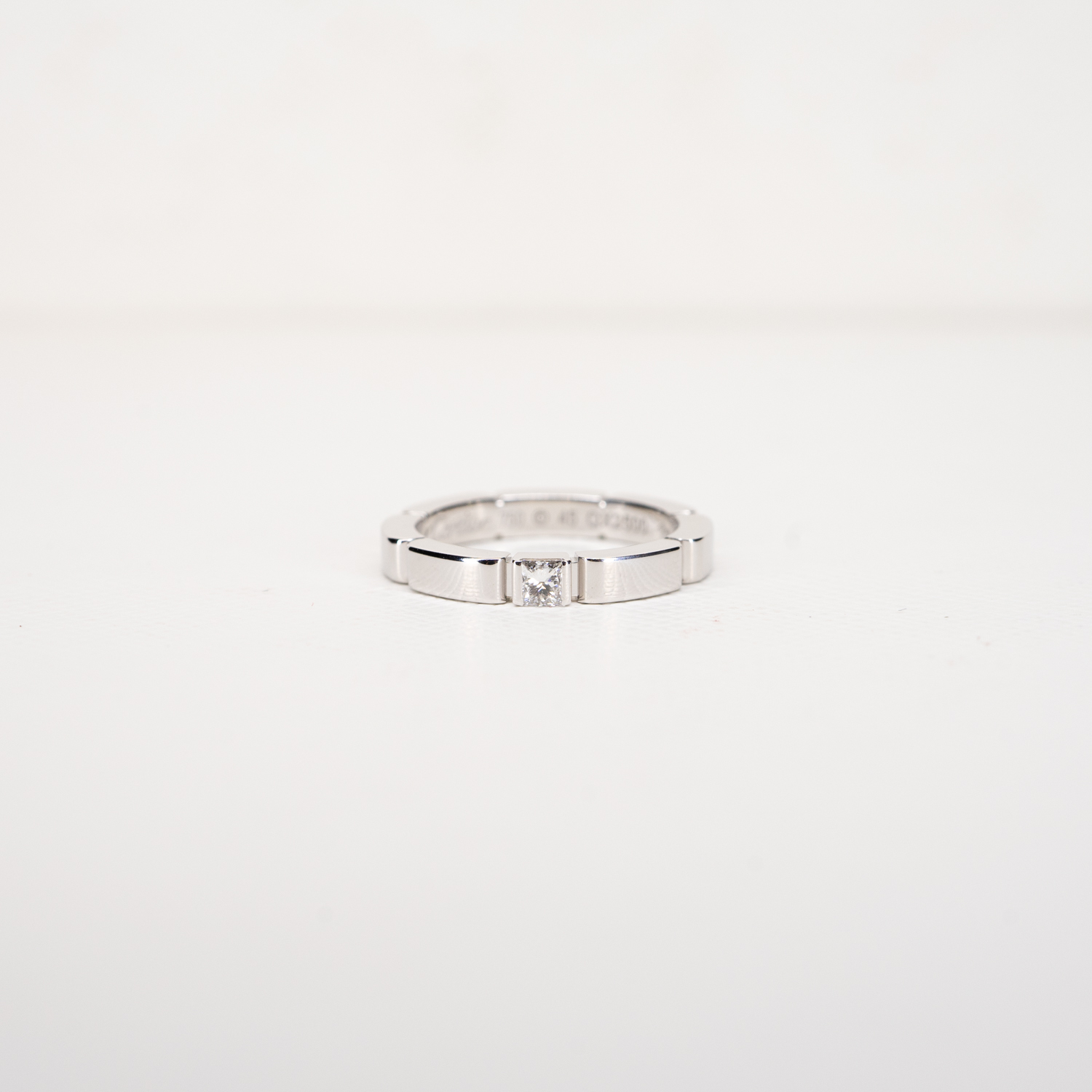 แหวน Cartier Maillon Panthere Band with Princess cut Diamond ทองคำขาว18K ไซส์45#(Used)