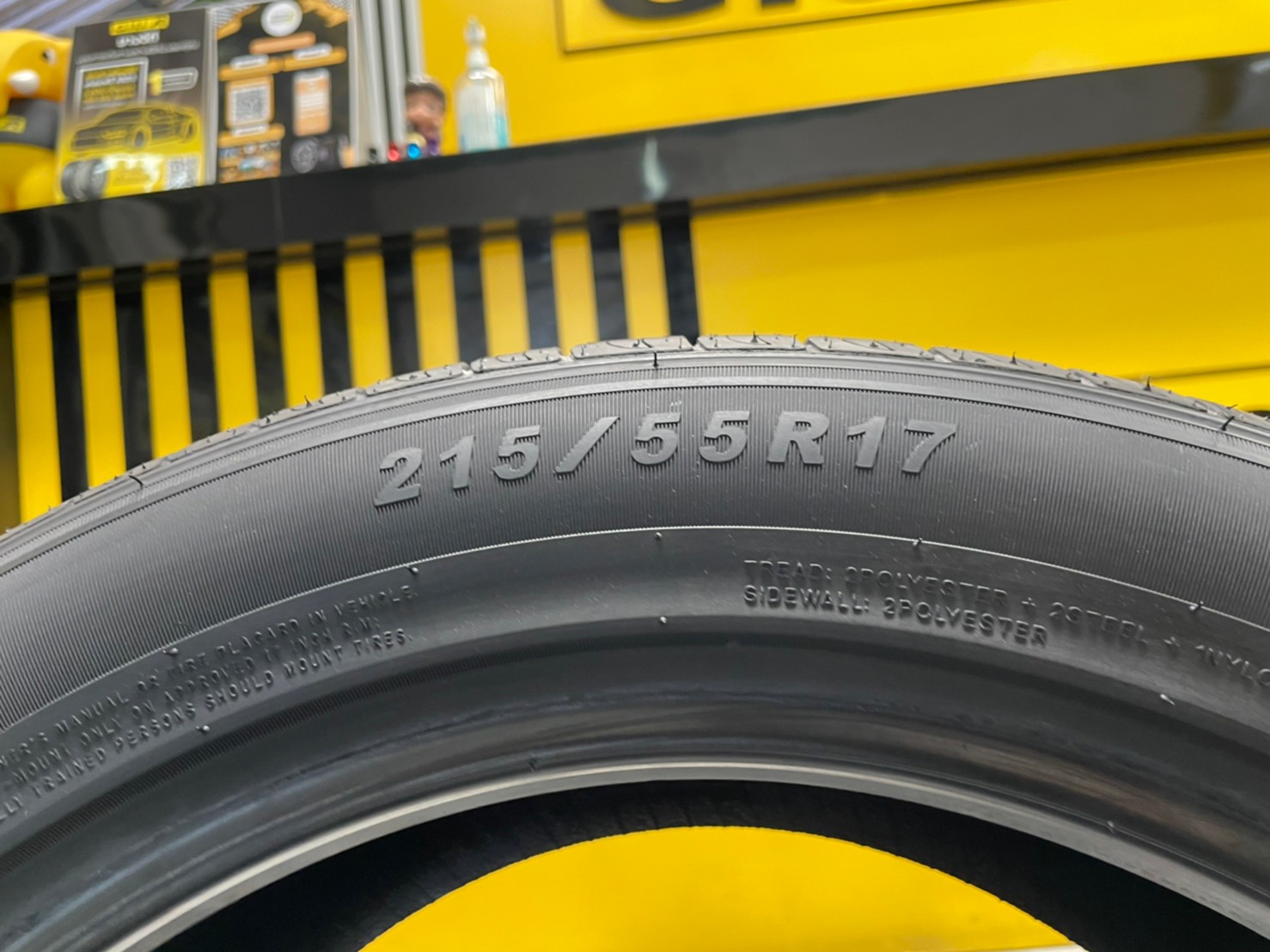 215/55R17 ยางใหม่BLACKHAWK HH11 ยางใหม่ปี2022