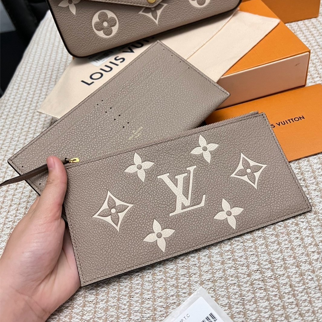 LV Felicie Pochette สีเบจ