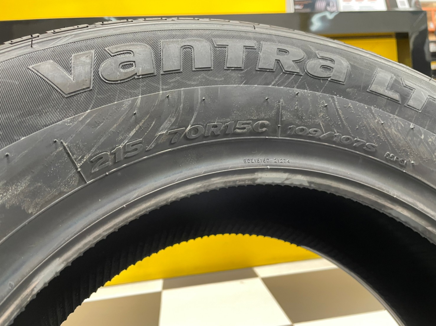 Hankook Vantra LT 215/70R15 ยางใหม่ปี2021 ยางกระบะ บรรทุกคุณภาพดี