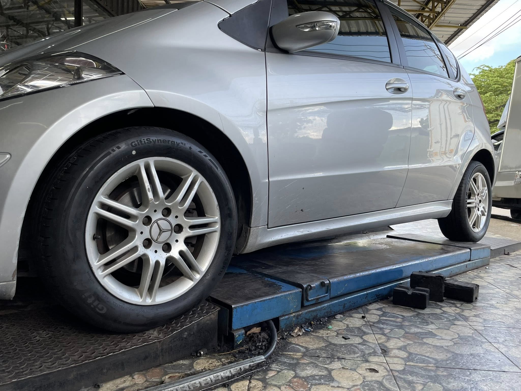 BENZ_A180🚘เปลี่ยนยาง 🛞🐘#GITI_SynergyH2_195/55R16