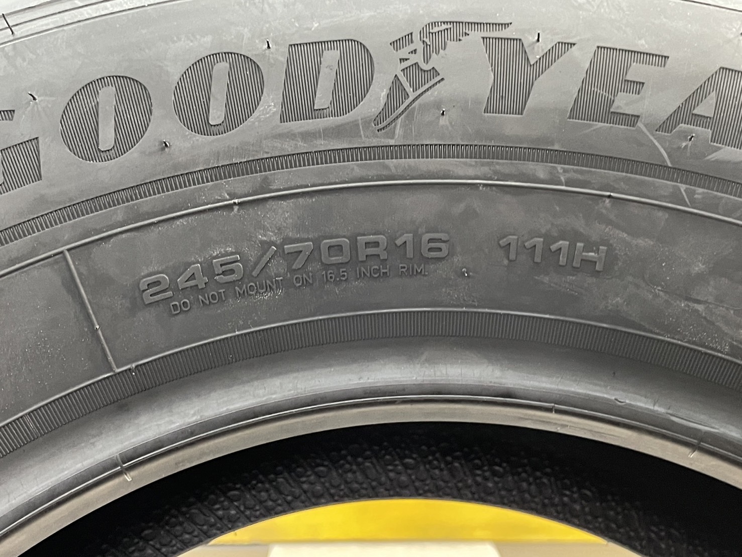 ยาง Goodyear Assurance MaxGuard SUV 245/70R16 ยางใหม่ปี2024