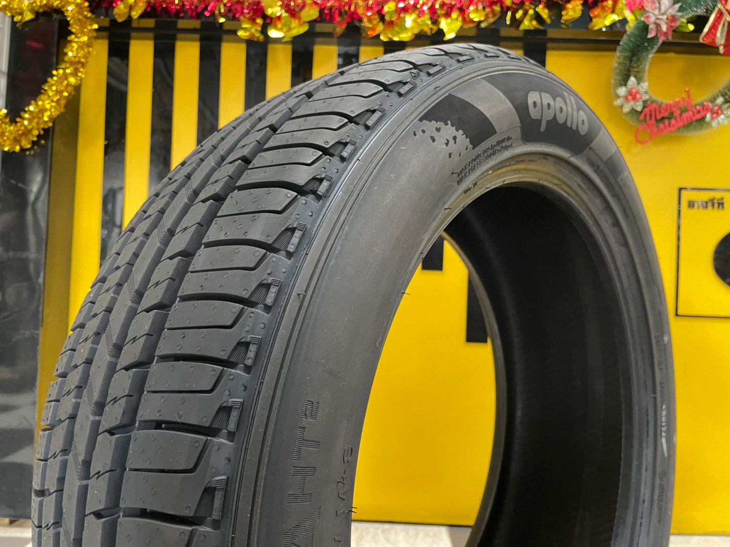 225/55R19 APOLLO APTERRA HT2 ยางใหม่ปี2023