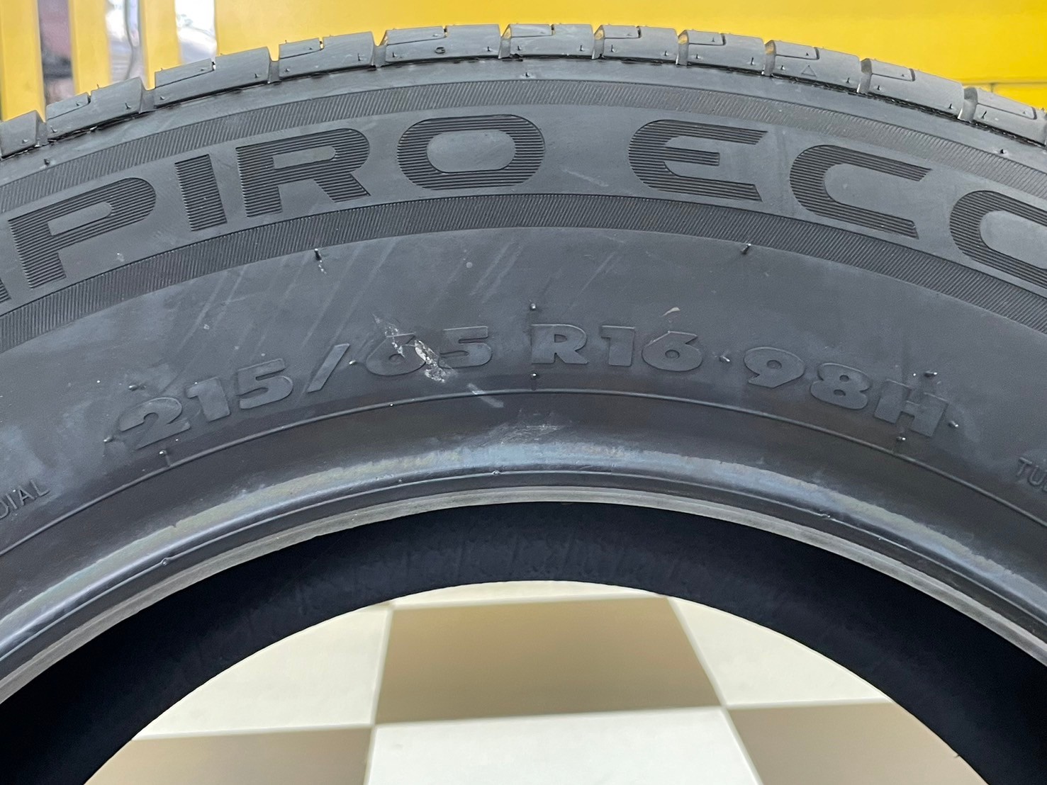 GT RADAIL CHAMPIRO ECOTEC 215/65R16 ยางใหม่ปี2024