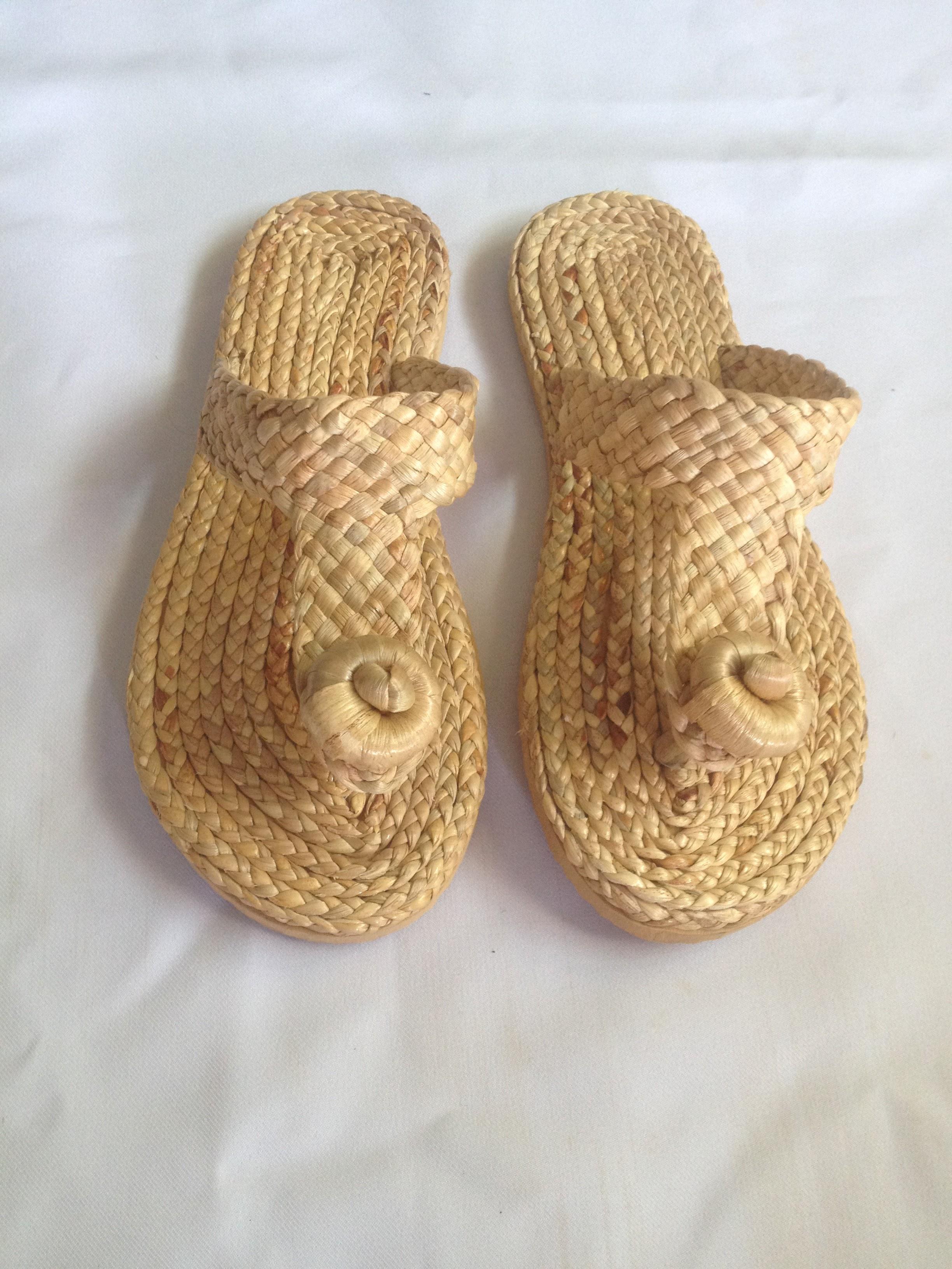 BSS408W :รองเท้าแตะสานใส่เดินในบ้าน ราคาส่ง 1 โหล 12คู่