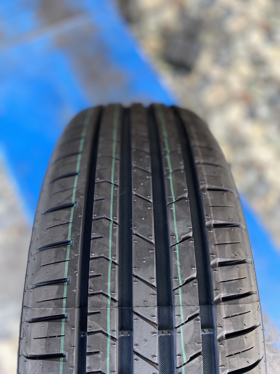 Apollo Alnac4G 195/55R16 ยางใหม่ปี2020 จัดส่งฟรีทั่วประเทศ พร้อมติดตั้งที่ร้านฟรี