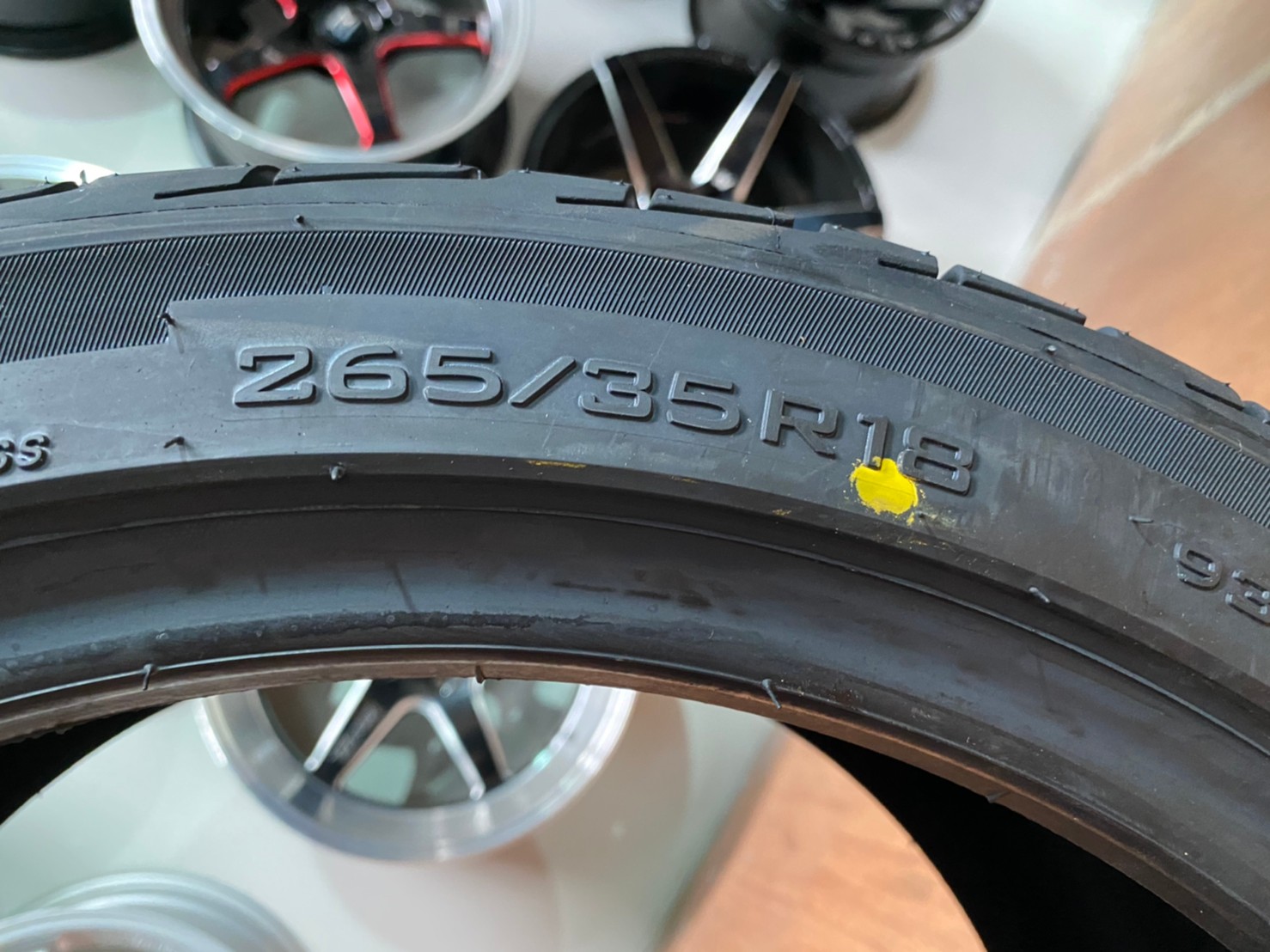 ยางสปอร์ตลายซิ่ง ยางTRIANGLE TR968 265/35R18 ยางใหม่ปี2020 ยางใหม่คุณภาพดี