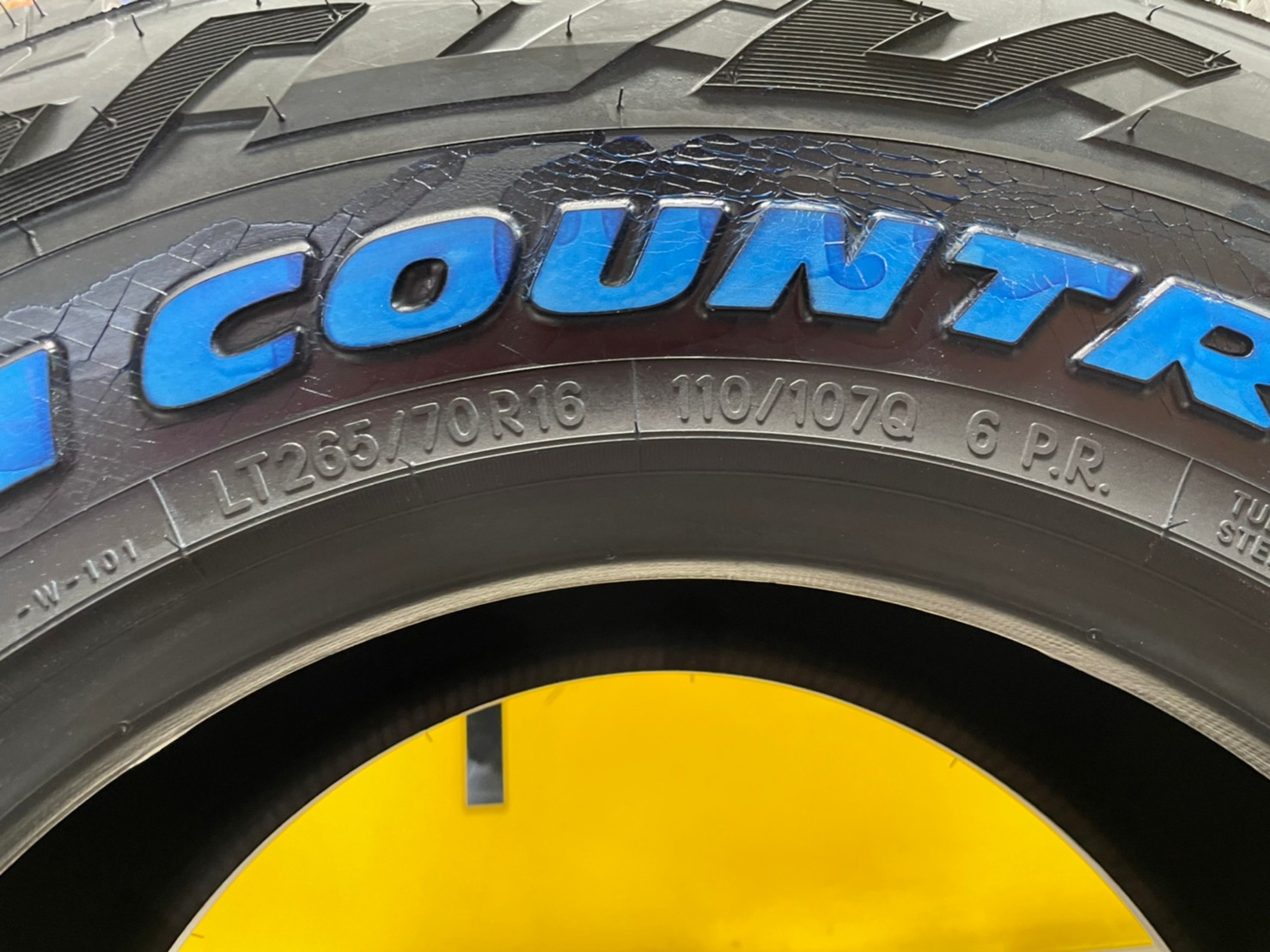 265/70R16 TOYO OPEN COUNTRY R/T ยางใหม่ปี2022