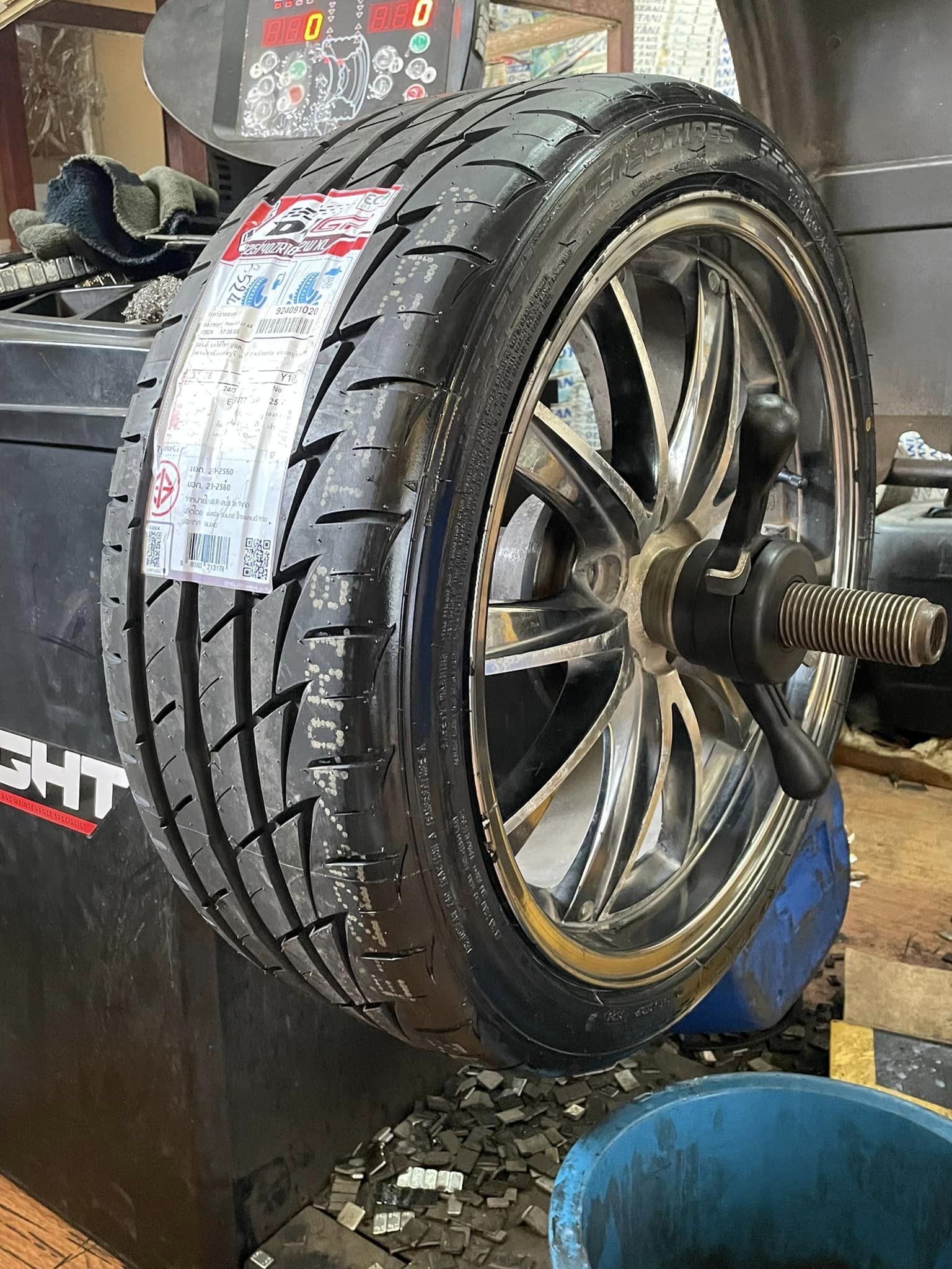 🛞❤️ #HONDA_CIVIC 🚘เปลี่ยนยาง 🛞🐘#LENSO_D-1GP_225/40R18 ❤️ 🛞