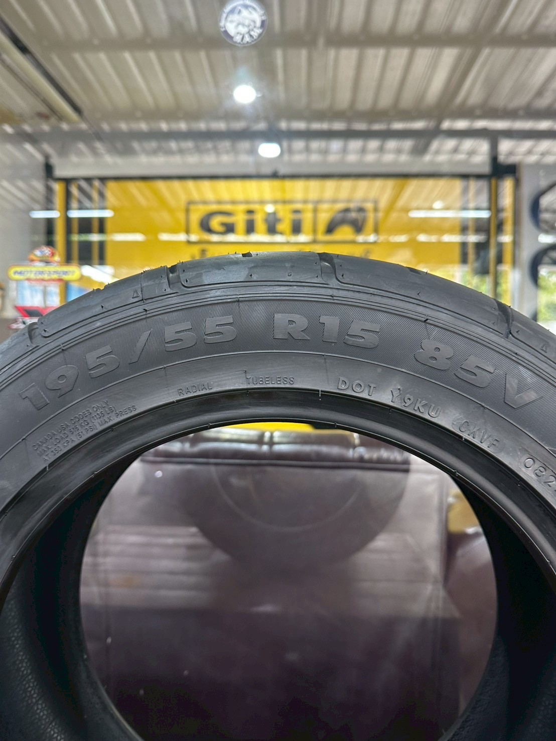 ยาง GT Radial Champiro SX2 ขนาด 195/55R15 ยางใหม่ปี2025