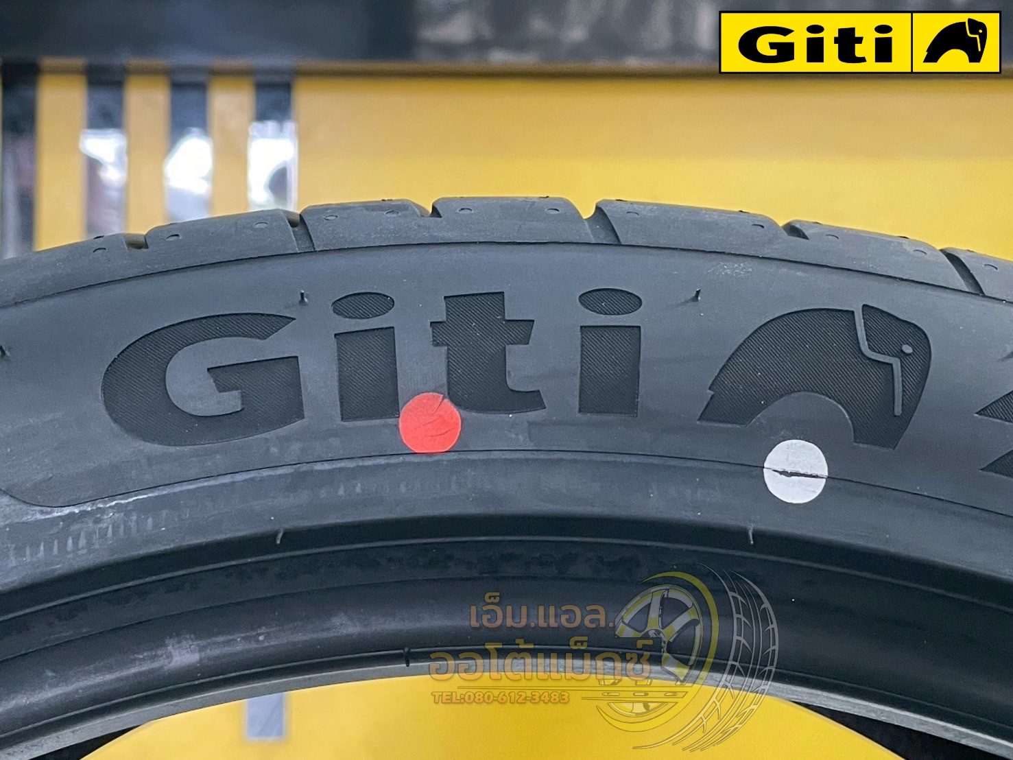 GITI SportS2 ขนาด 295/35R21 ยางใหม่ปี2025 เป็นยางสปอร์ตสมรรถนะสูงที่ออกแบบมาเพื่อรถยนต์ระดับพรีเมียม