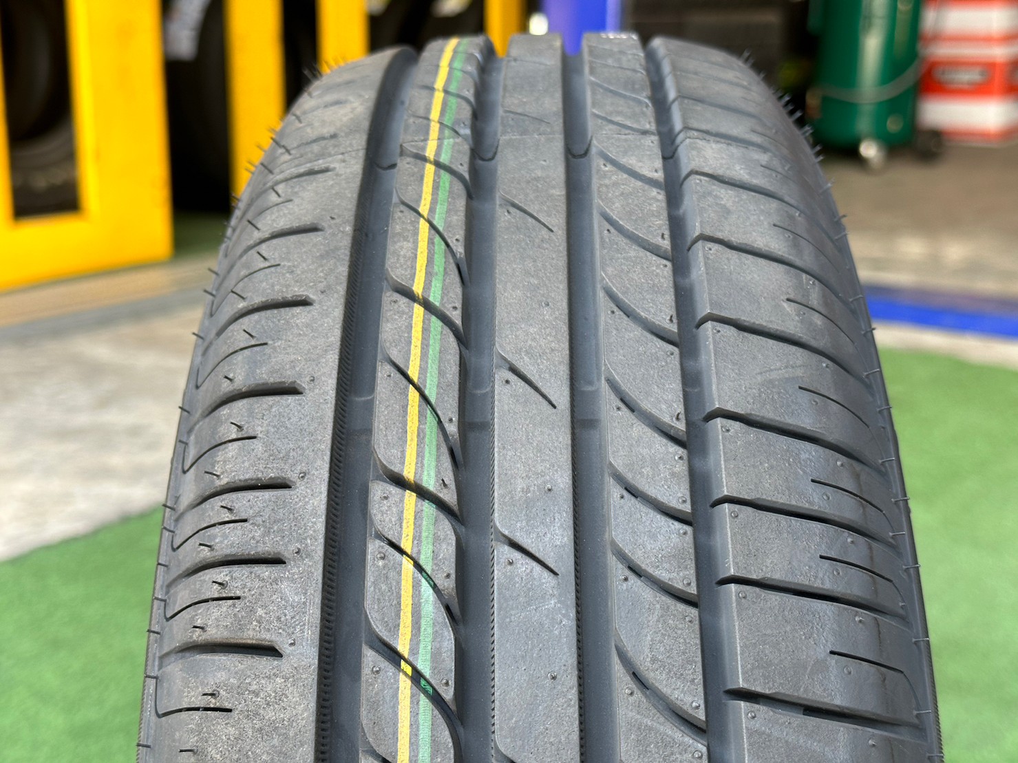 OTANI EK1000 185/65R14 ยางใหม่ปี2023 ราคาพิเศษพร้อมติดตั้งฟรี สามารถสอบถามเพิ่มเติมได้ค่ะ